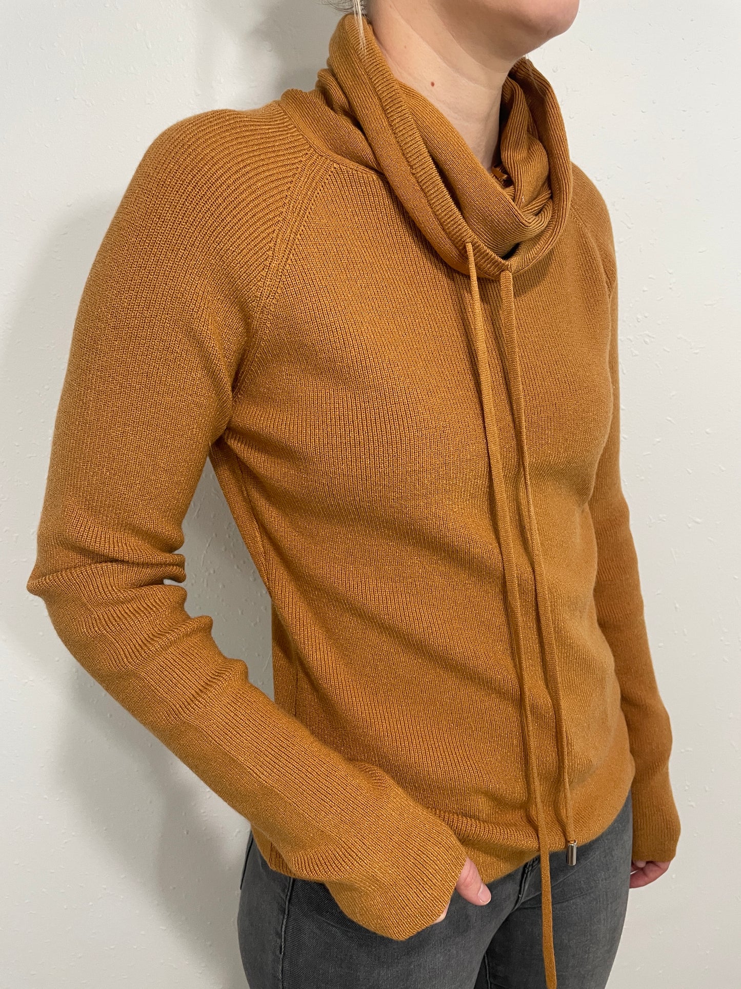 SPICE UP YOUR LIFE SWEATER - SAFFRON