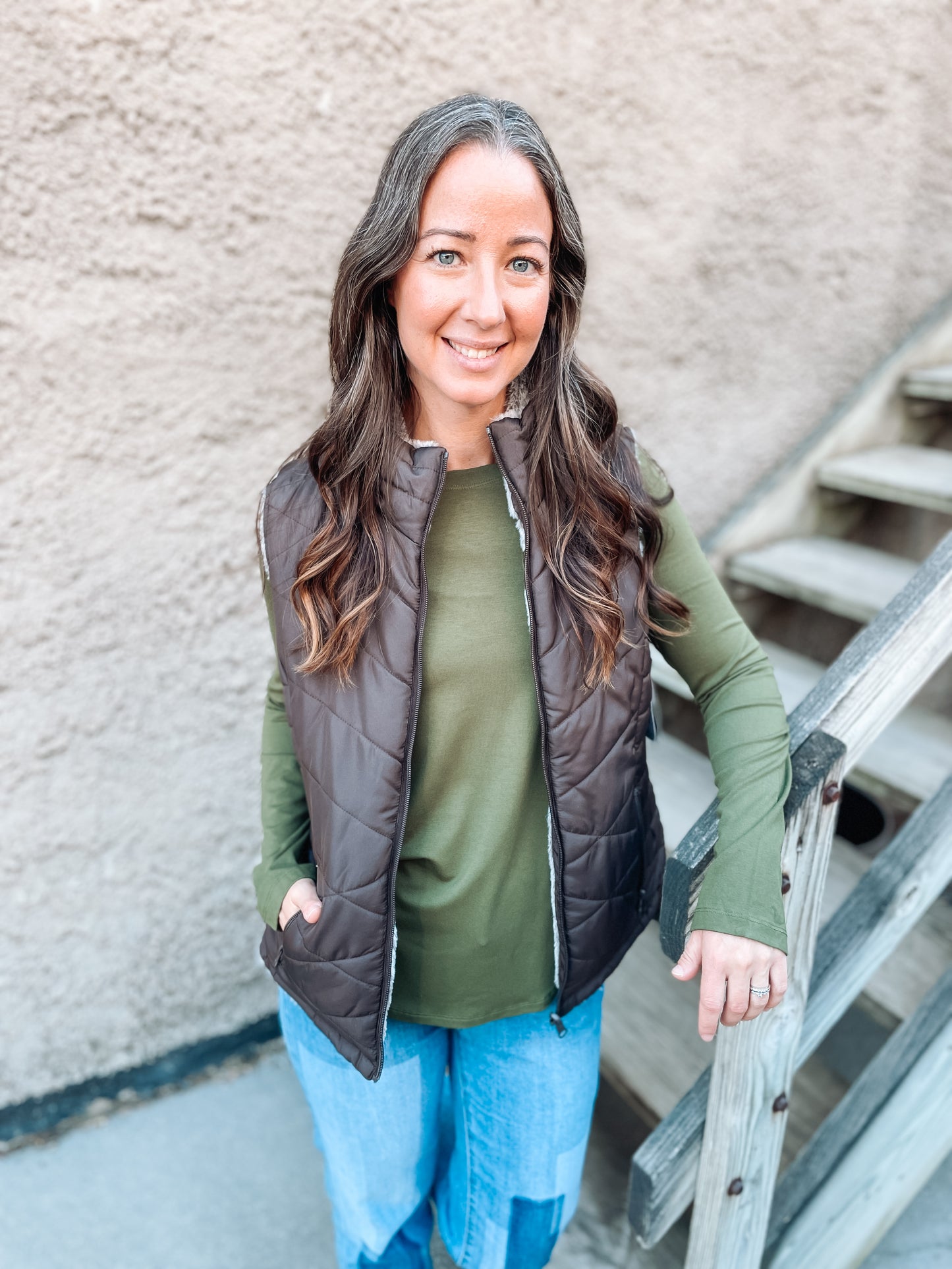 FAUX FUR REVERSIBLE VEST - BROWN