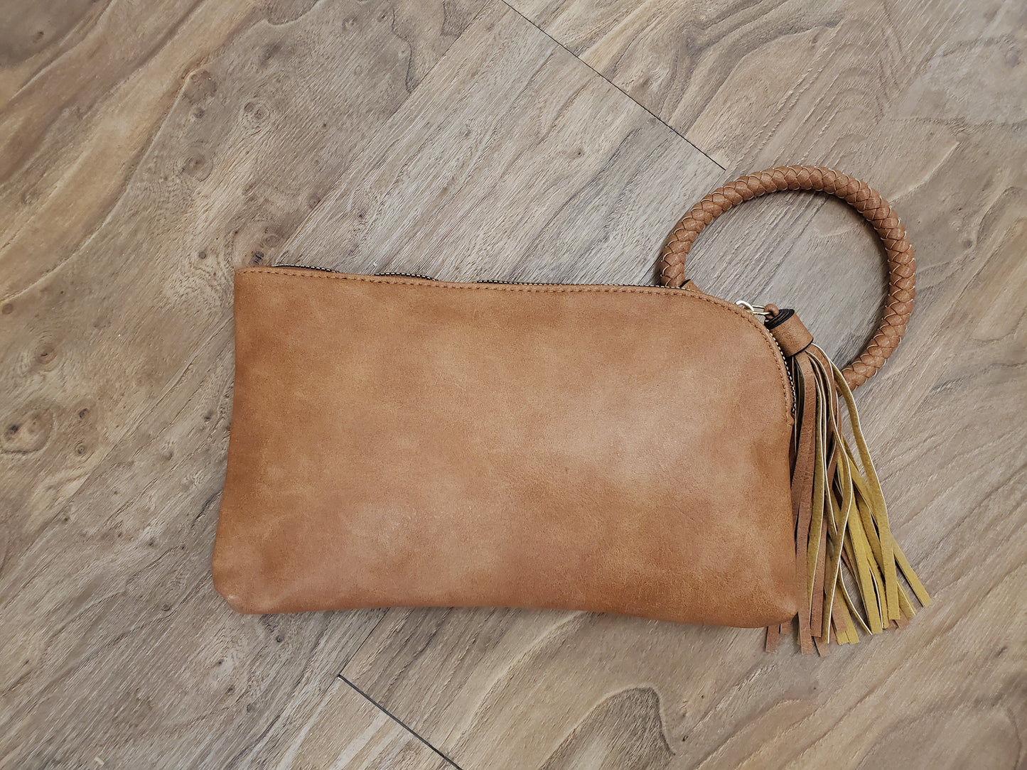 THE BRAIDED WRISTLET