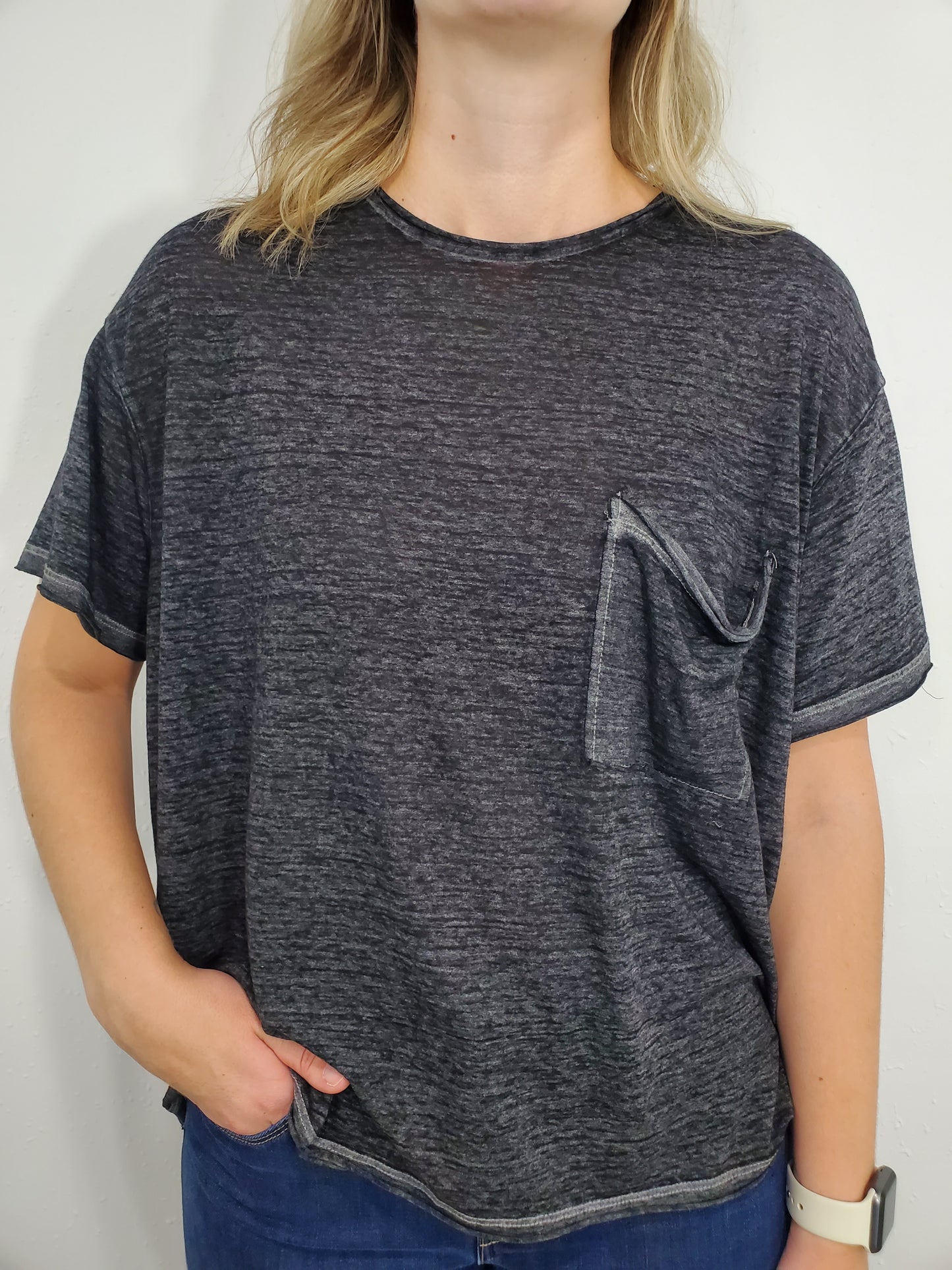 RAW EDGE OVERSIZED TEE