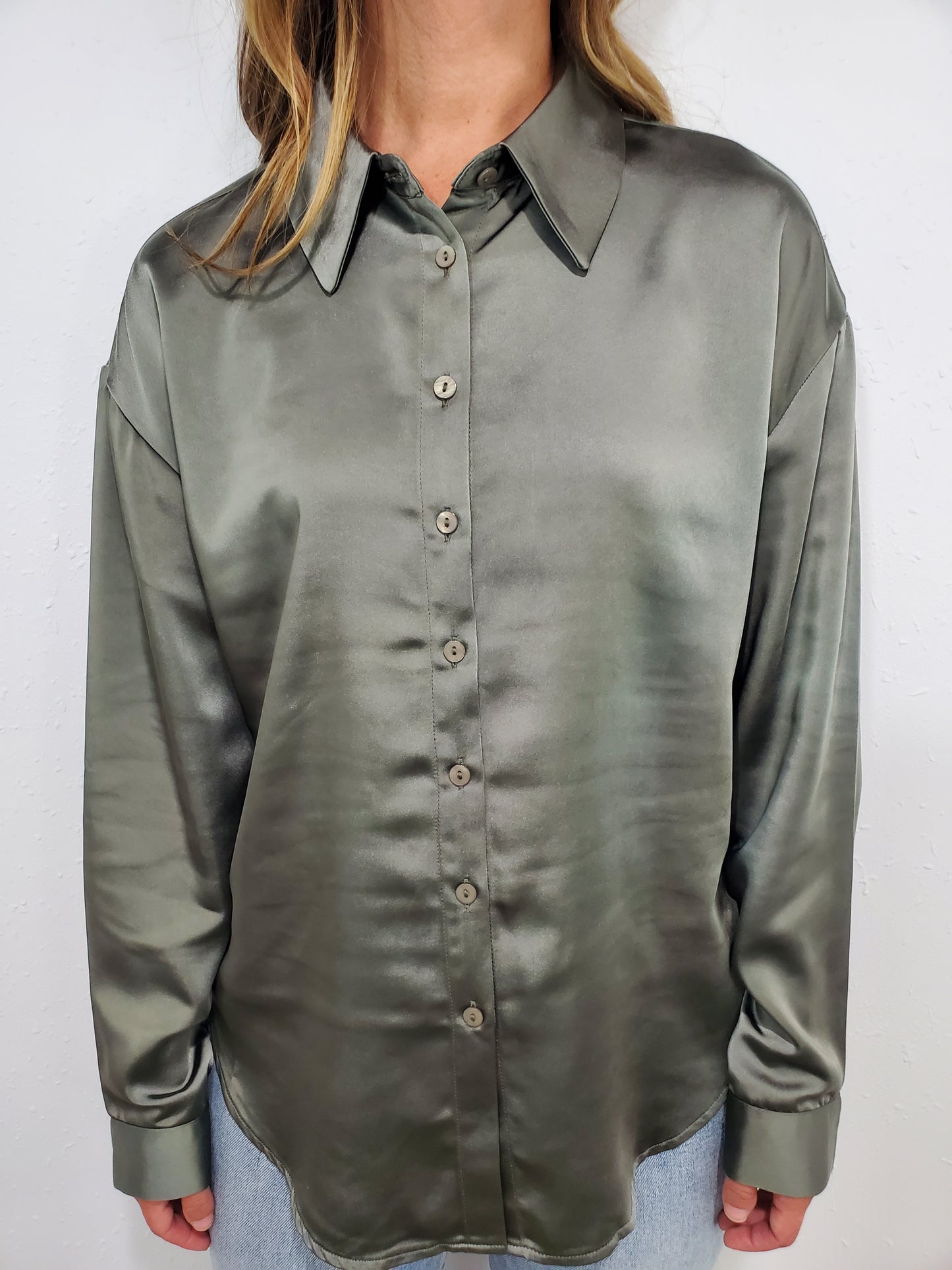 CHARLIE B SILK BUTTON DOWN BLOUSE - SPRUCE