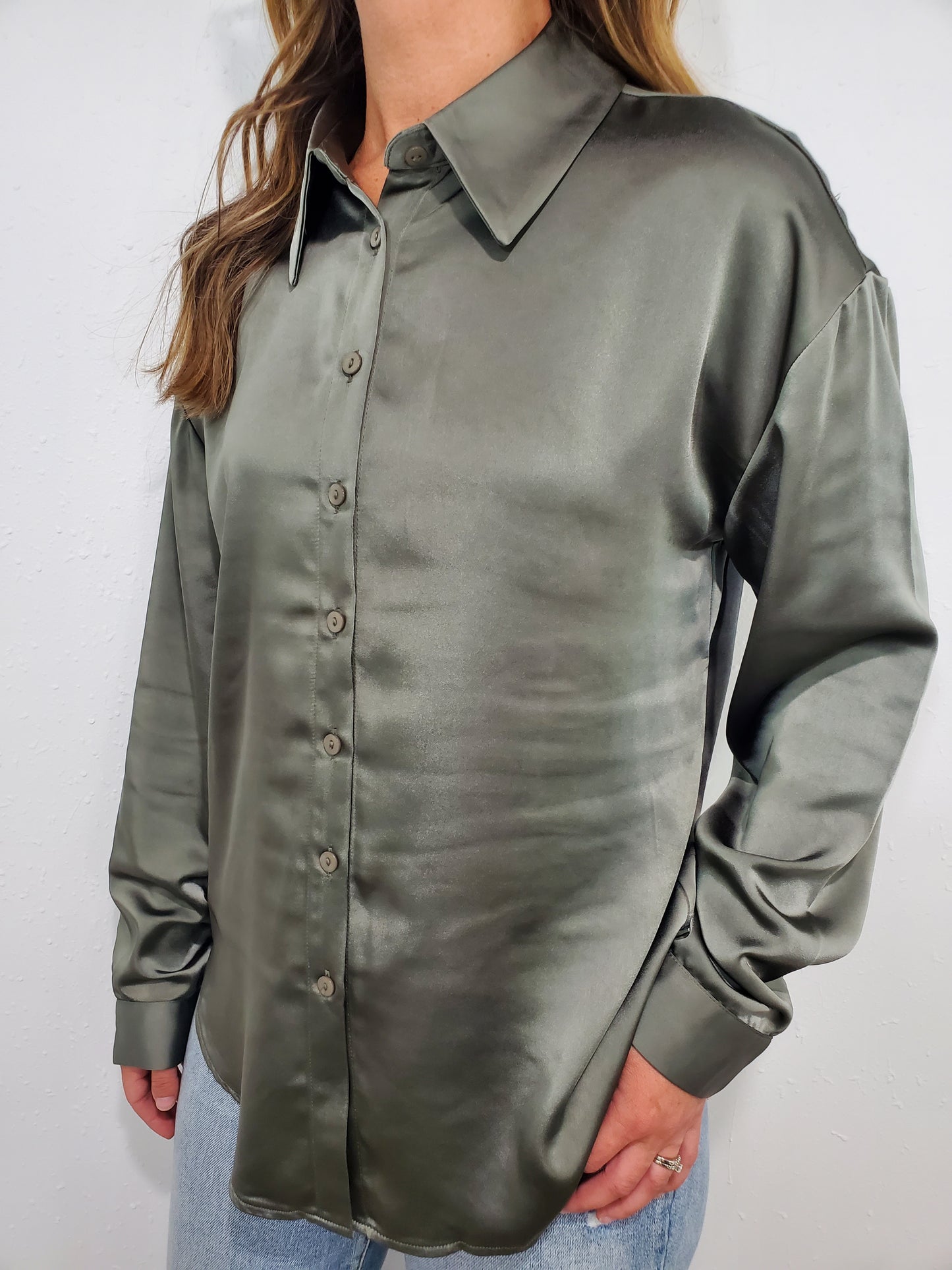 CHARLIE B SILK BUTTON DOWN BLOUSE - SPRUCE