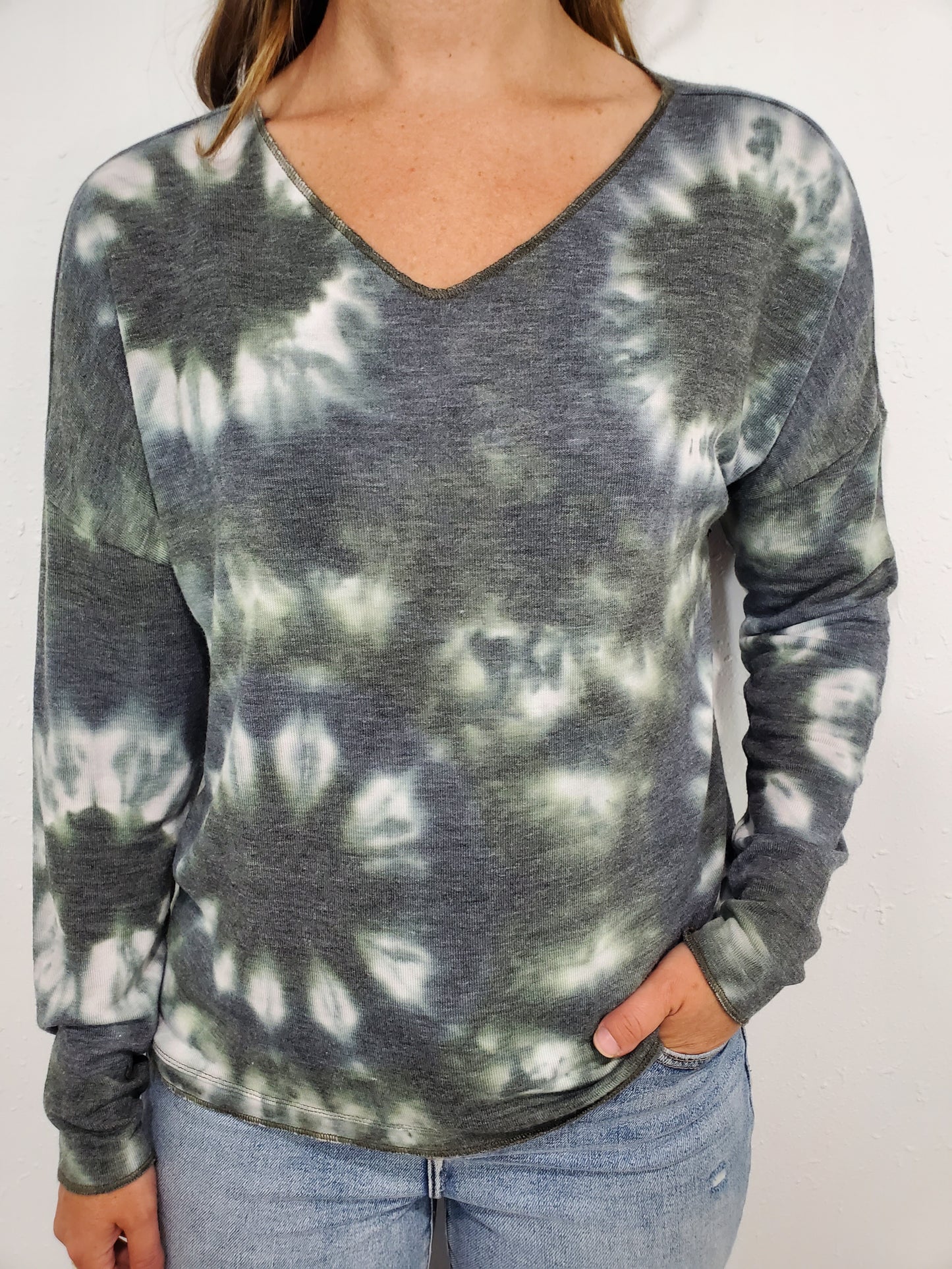 CHARLIE B TIE DYE TOP - SPRUCE