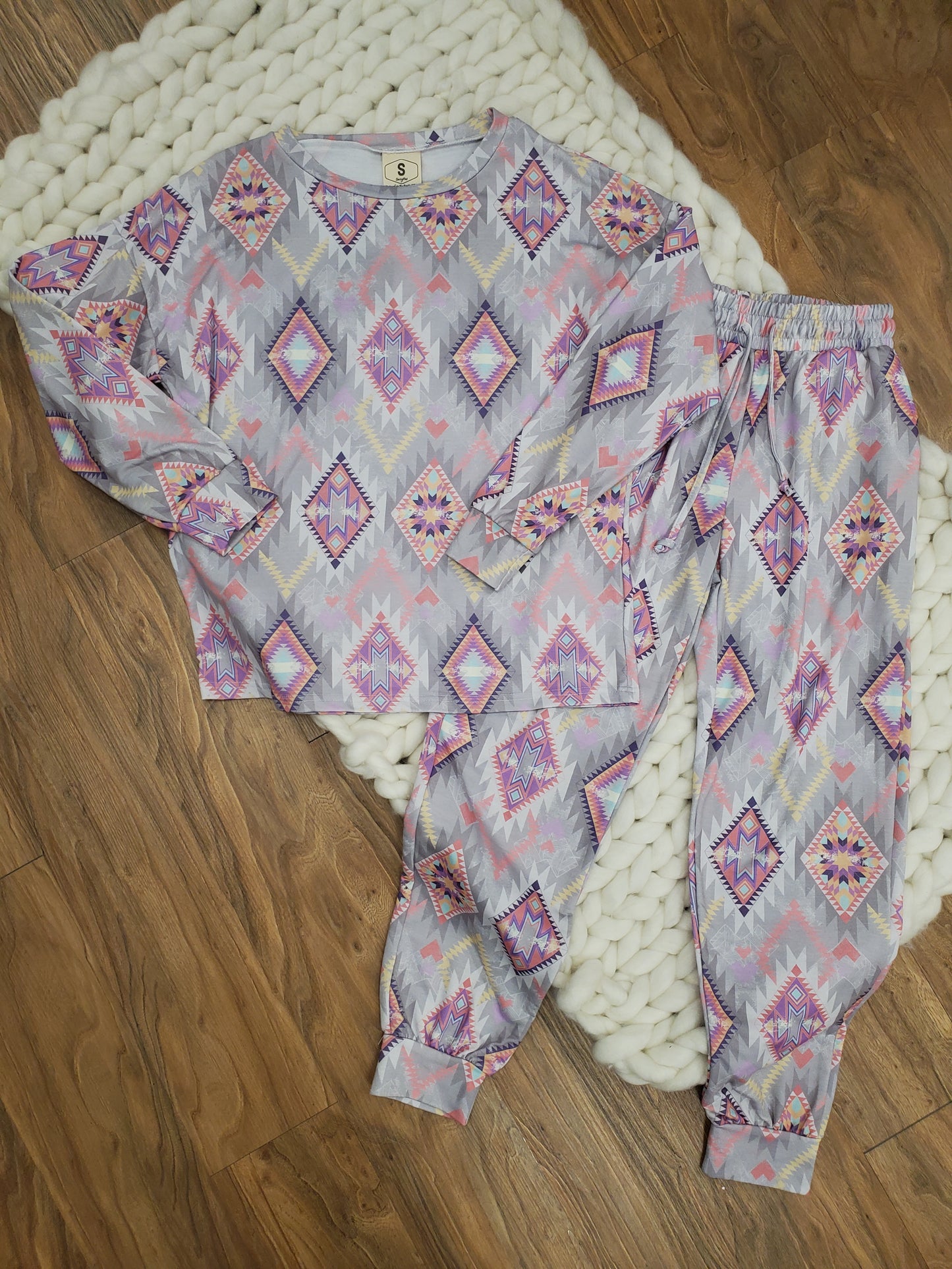 AZTEC PAJAMA SET - PINK/GREY MULTI