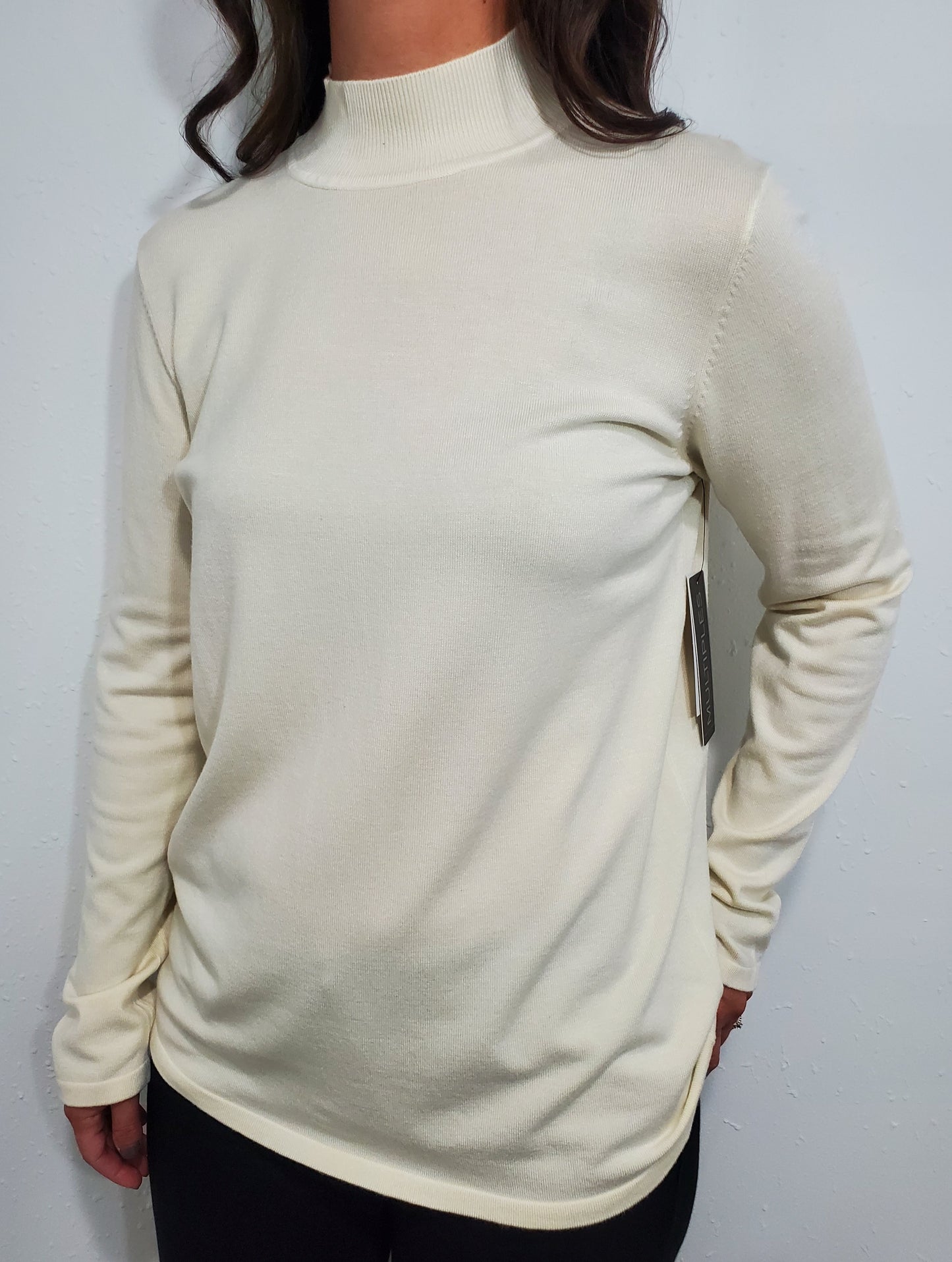 SIMPLE MOCK NECK SWEATER