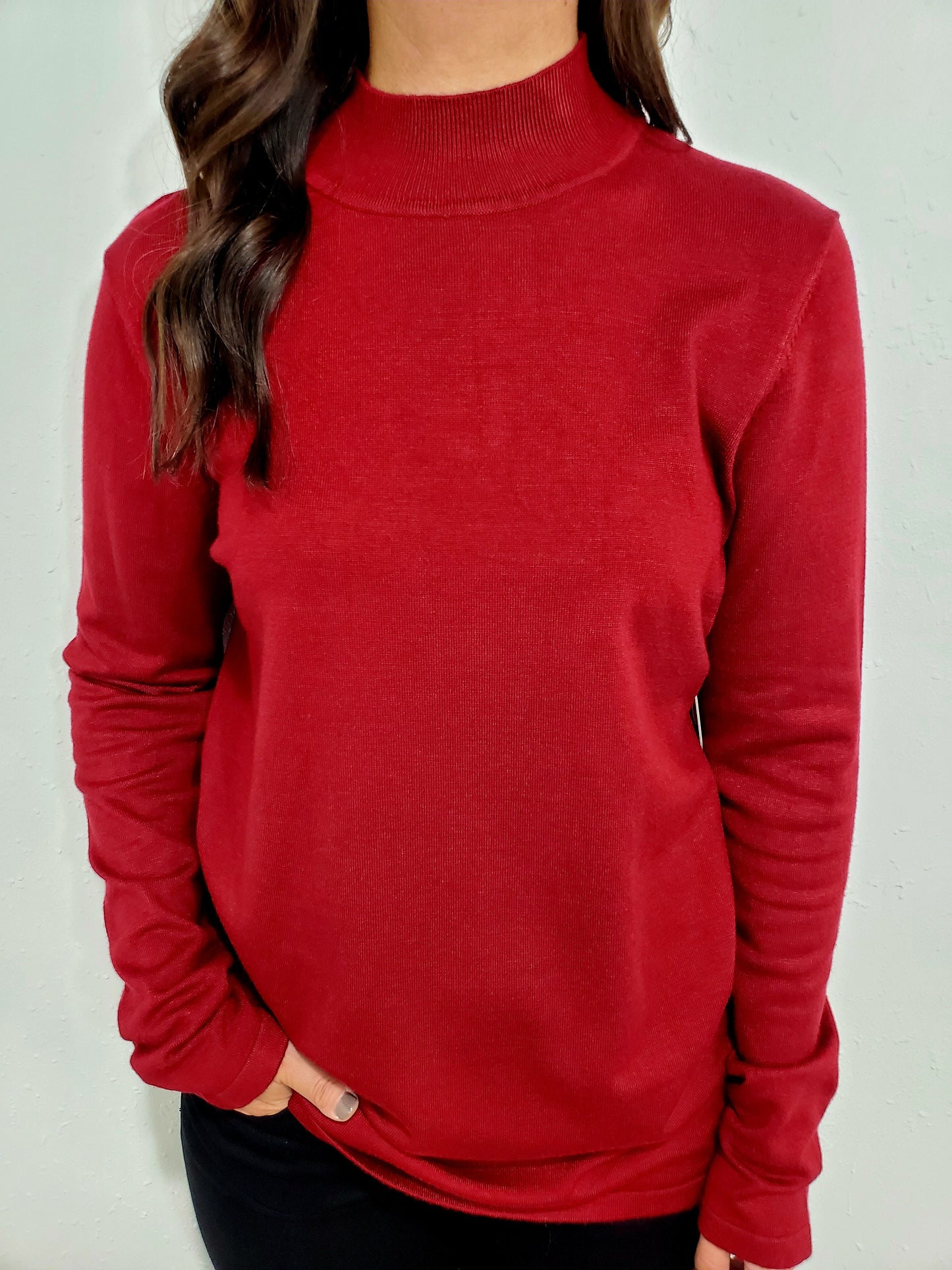 SIMPLE MOCK NECK SWEATER