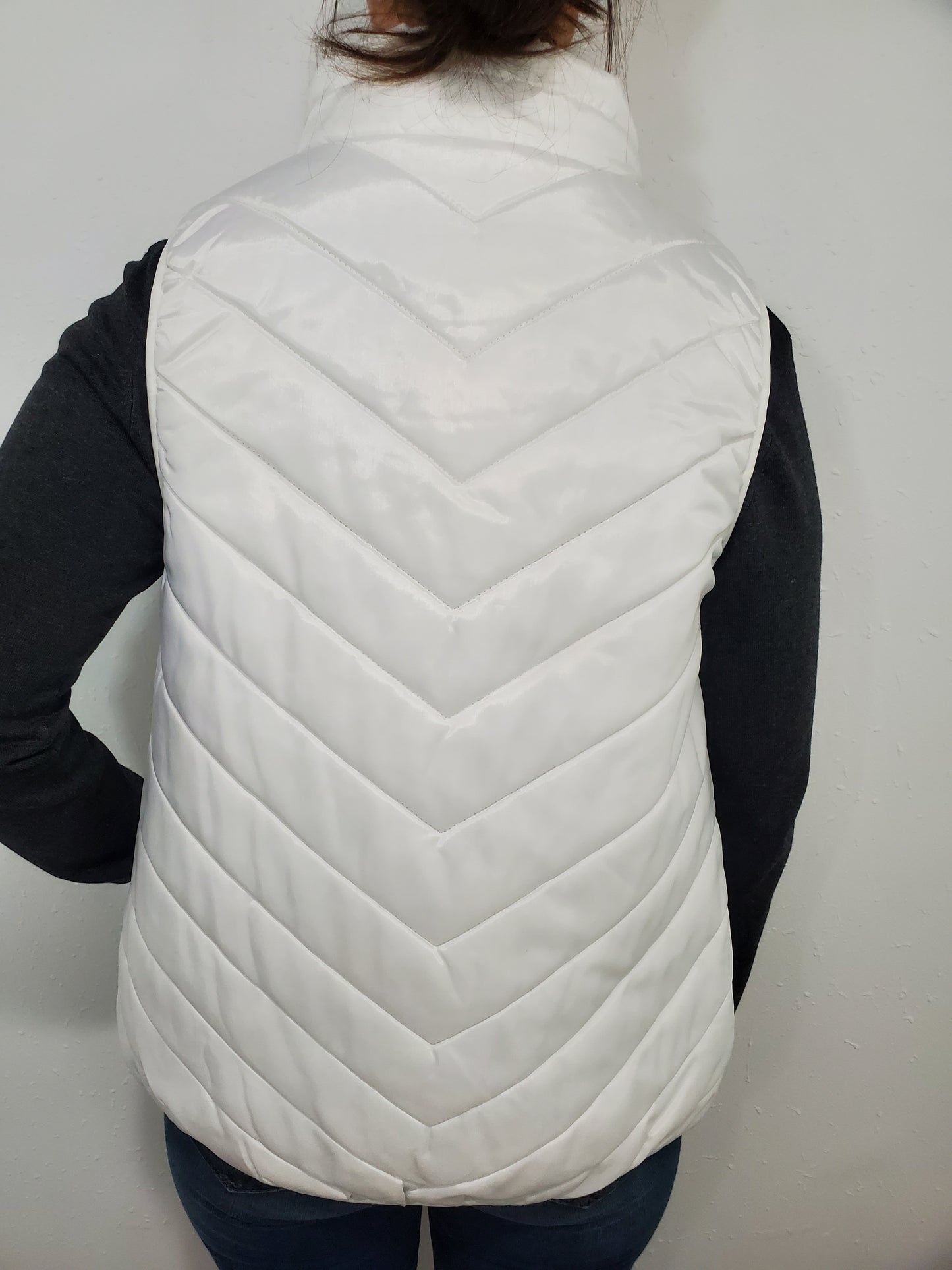 WINTER WONDERLAND PUFFER VEST