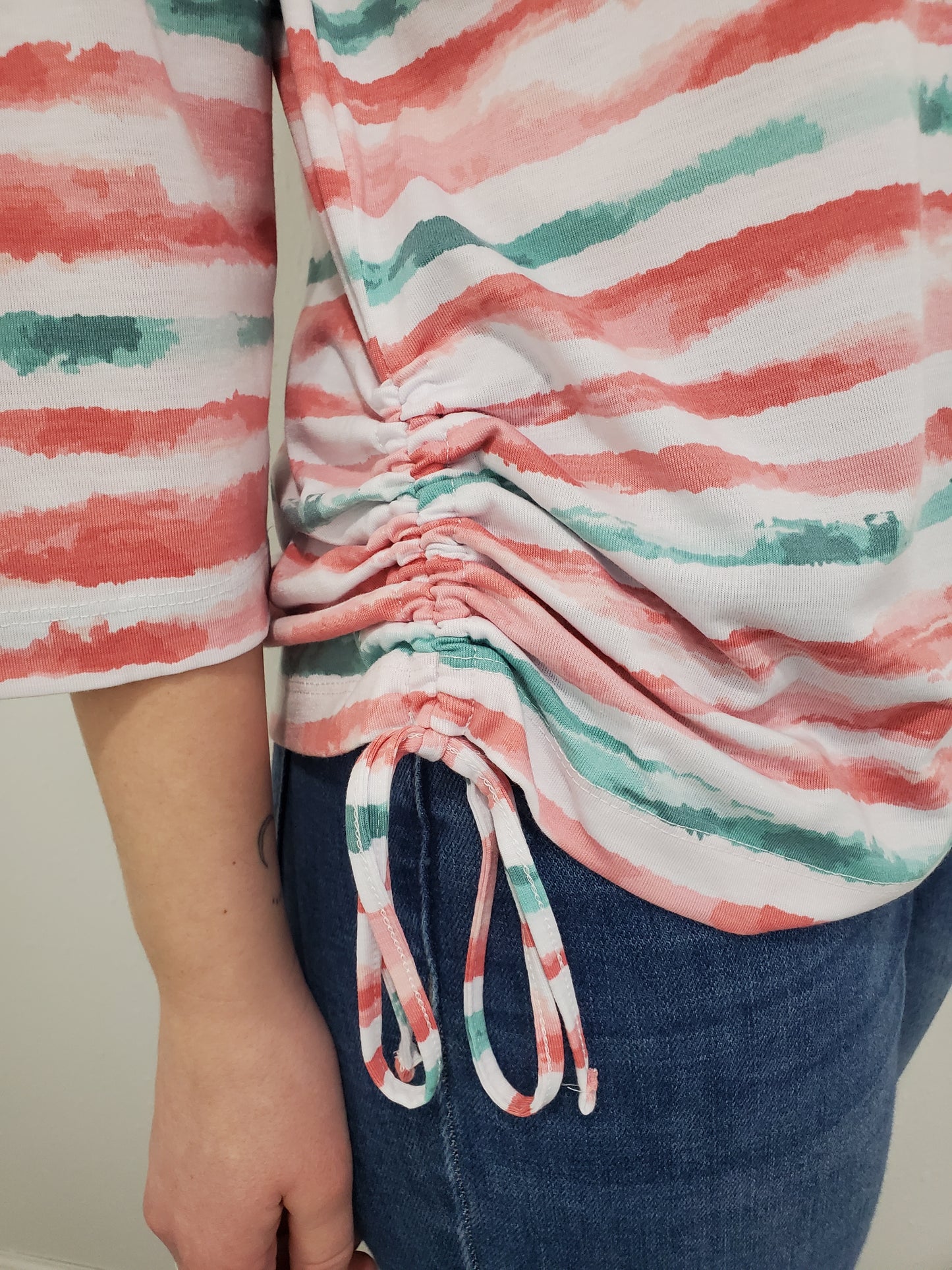 EASTSIDE STRIPED TOP - CORAL/MINT