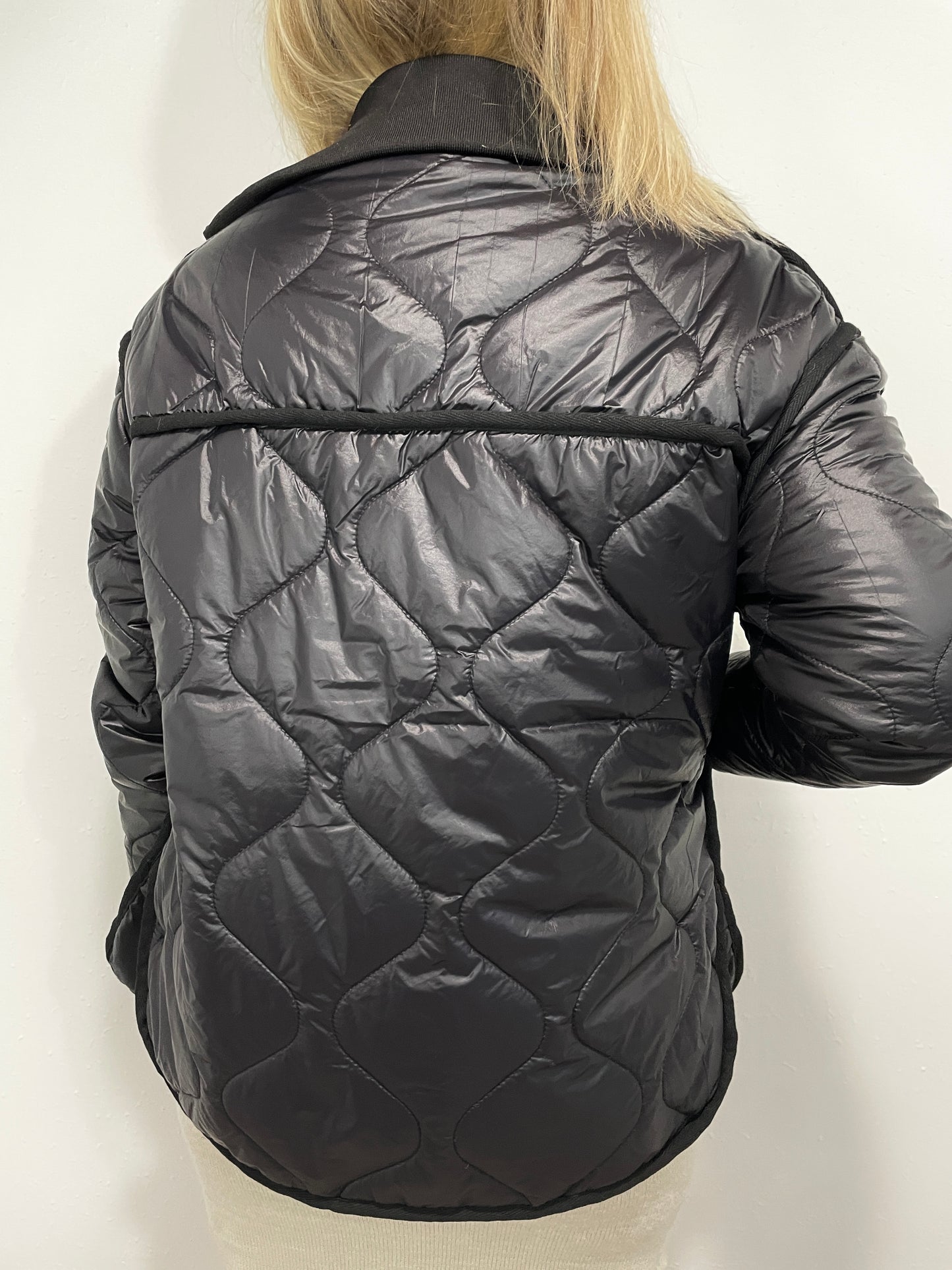 ARABELLA OVERSIZED PUFFER JACKET - BLACK