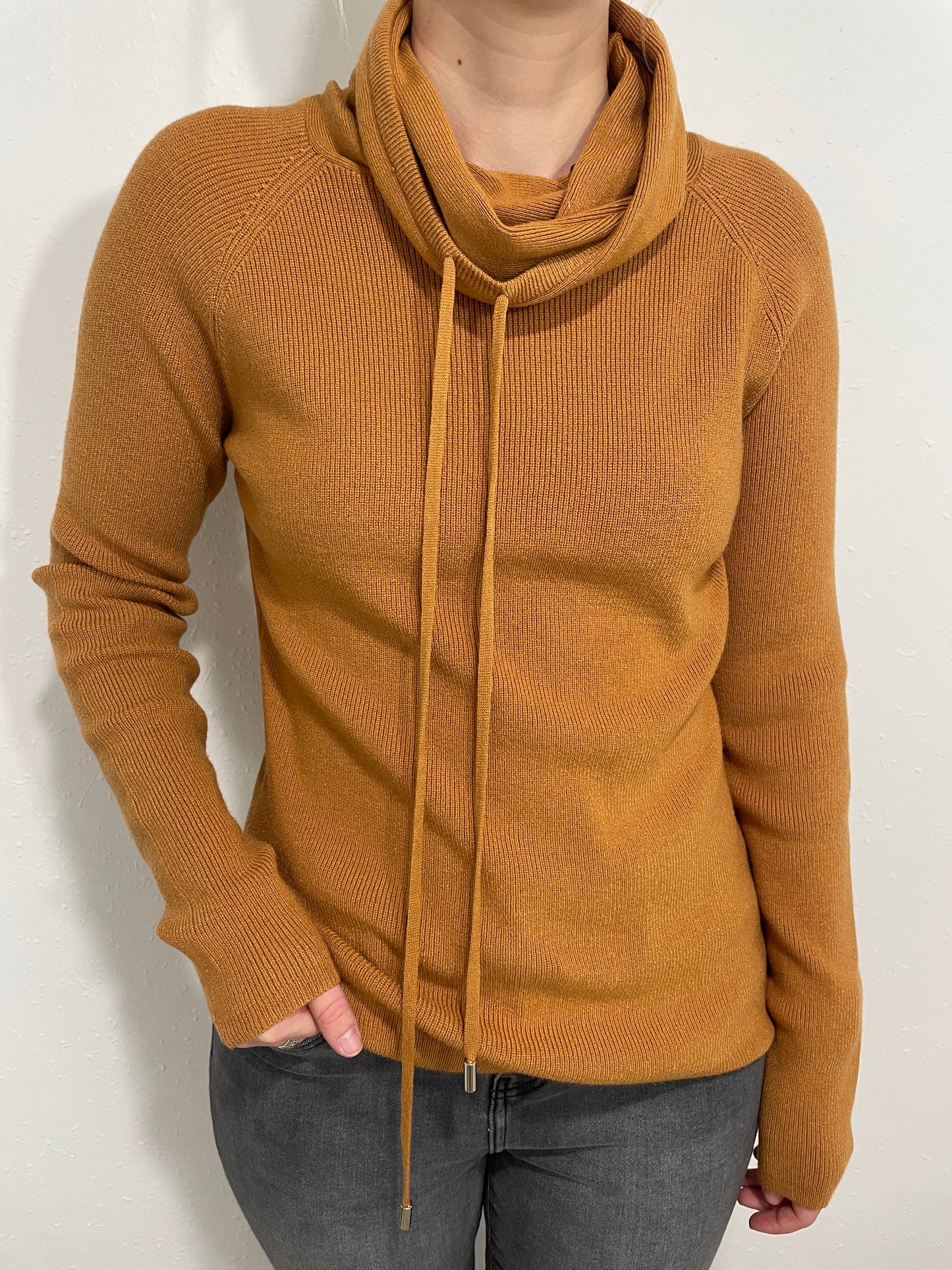 SPICE UP YOUR LIFE SWEATER - SAFFRON