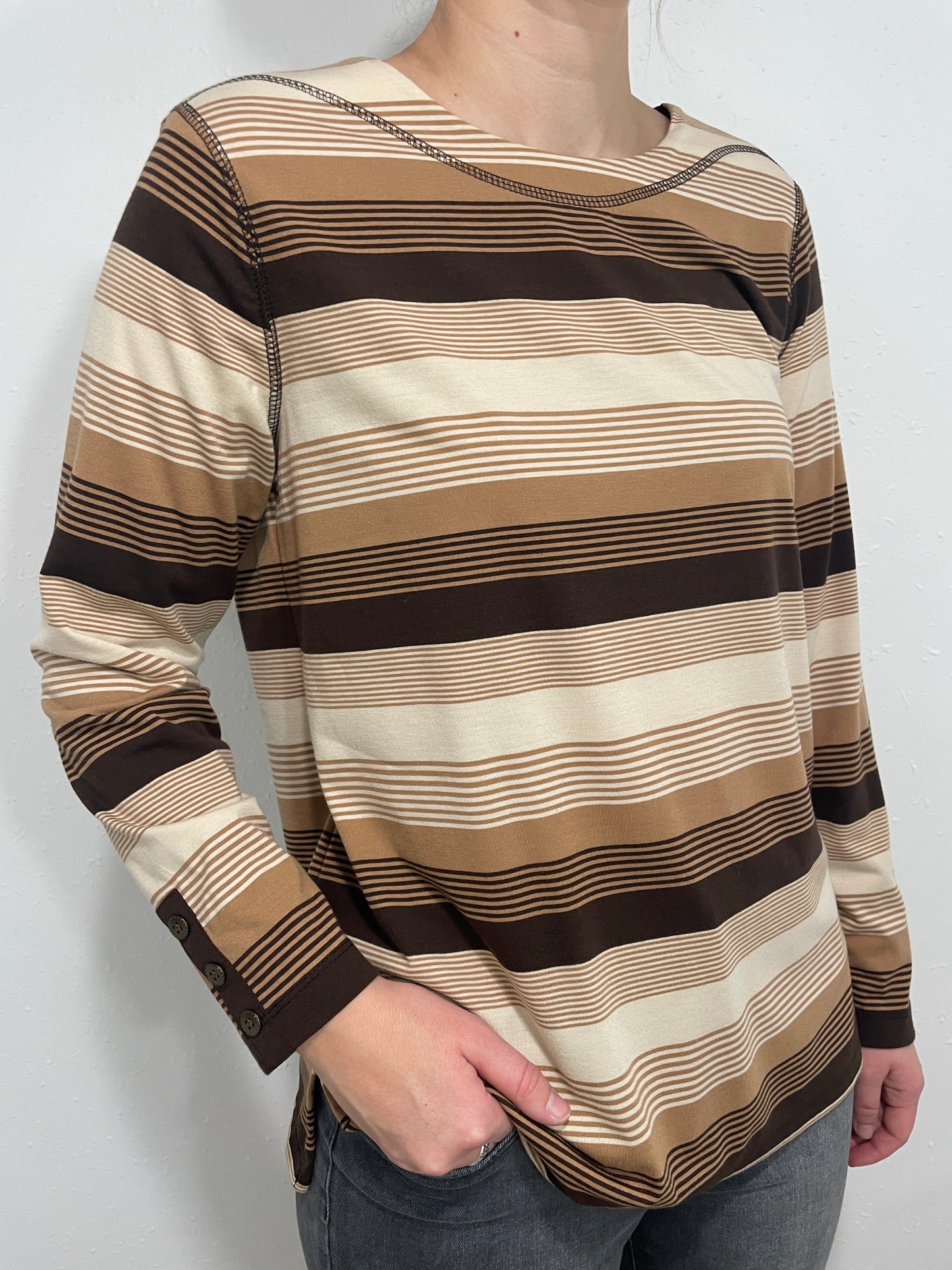 DESERT SAND STRIPED TEE - BROWN