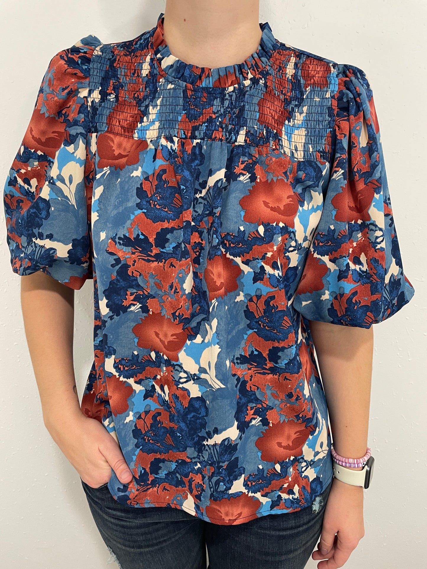 SMOCKED BUBBLE SLEEVE TOP - BLUE MULTI