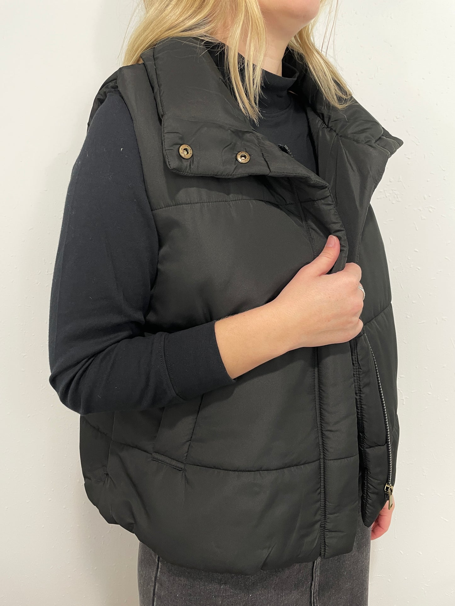 EVERYDAY PUFFER VEST