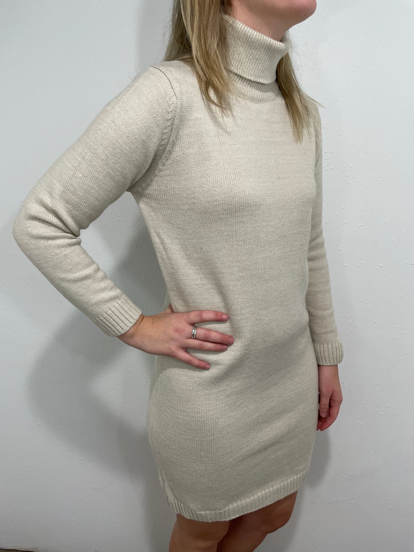 IN YOUR DREAMS SWEATER DRESS - BEIGE