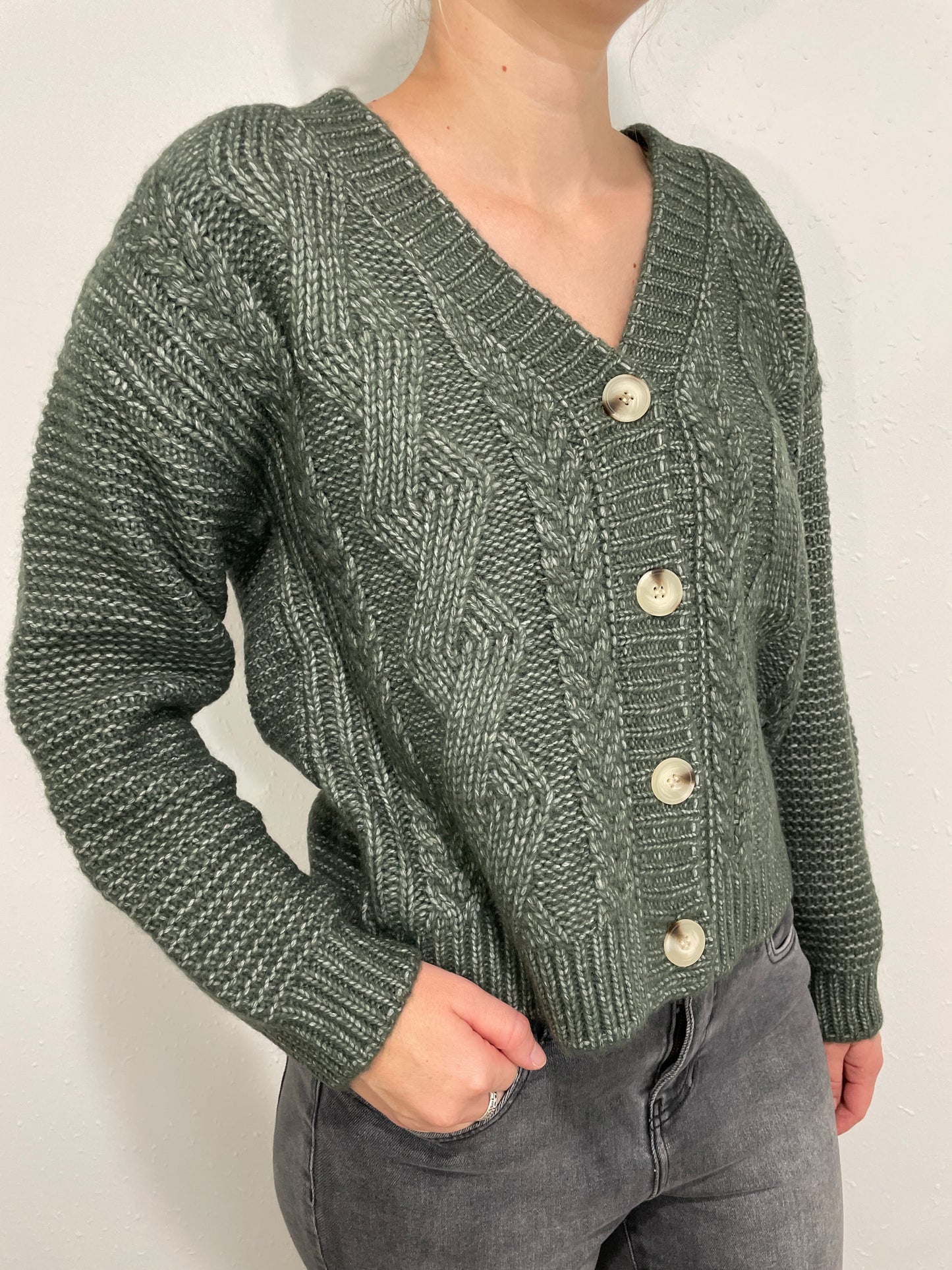 TRIBAL CABLE KNIT SWEATER CARDIGAN