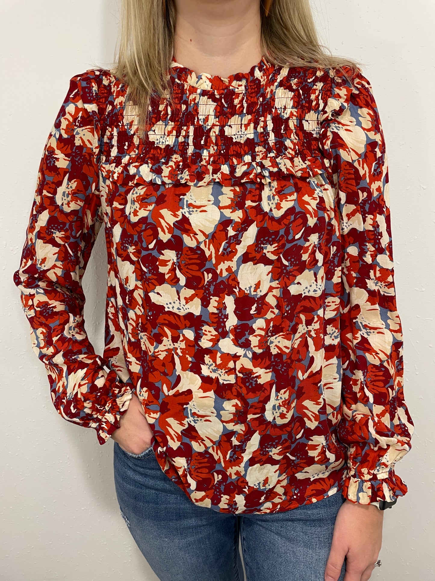 KINSEY SMOCKED RUFFLE TOP - RUST COMBO