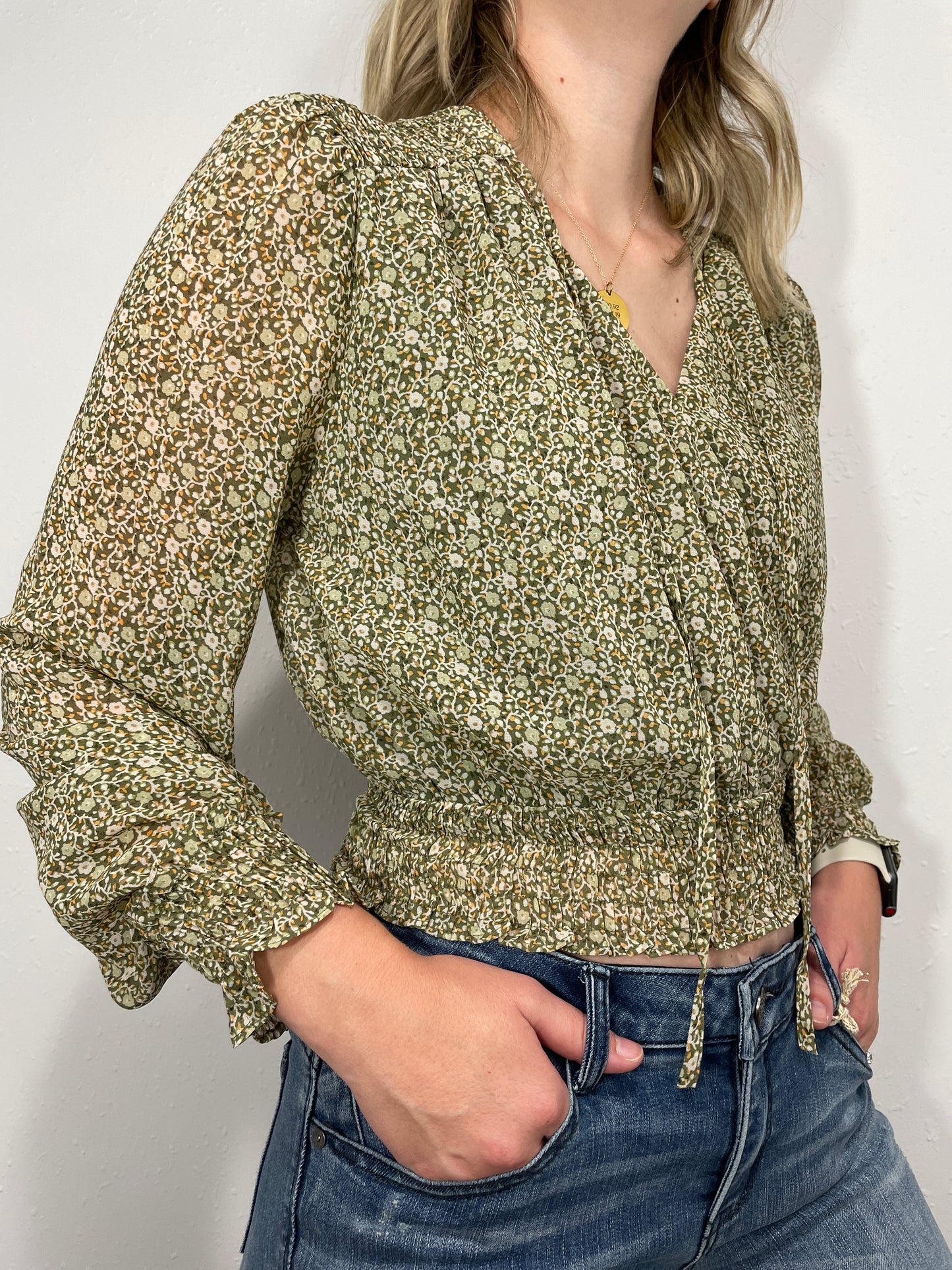CROSS MY HEART BLOUSE - OLIVE