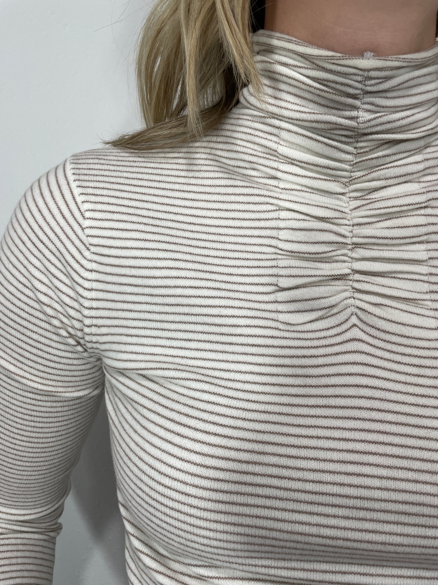 PIN STRIPE SHIRRED MOCK NECK SWEATER - IVORY