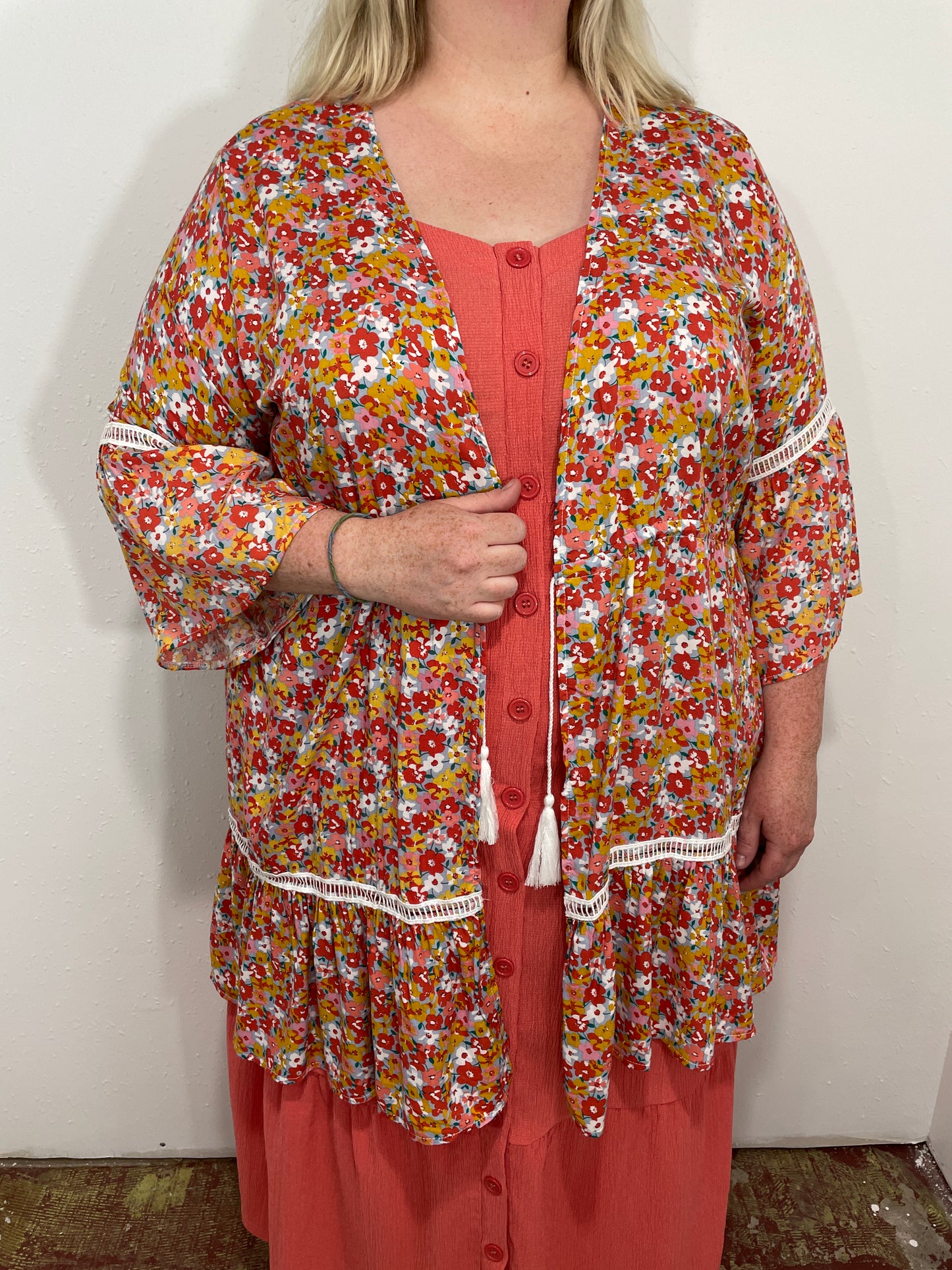 MEADOWLARK RUFFLE CARDIGAN - CORAL MULTI