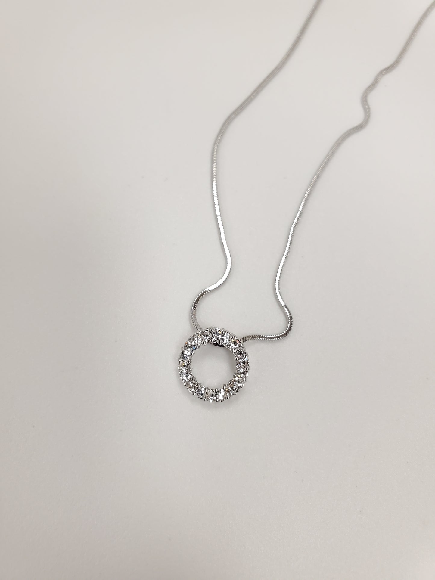 PAVED CRYSTAL RING NECKLACE