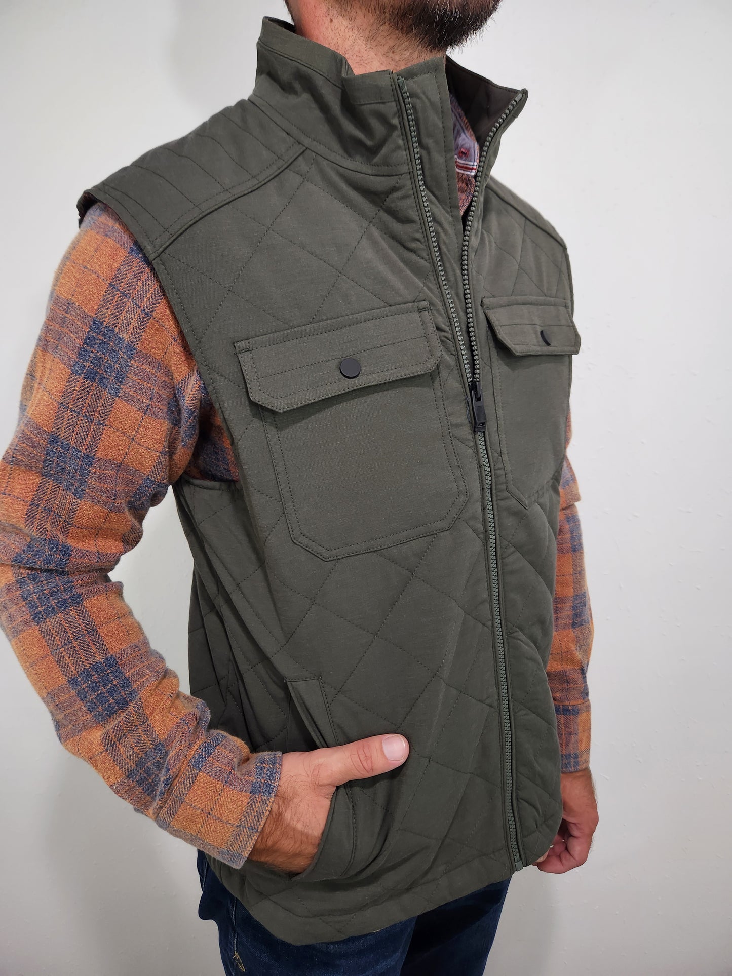 FLAG & ANTHEM CHAPIN QUILTED VEST - OLIVE