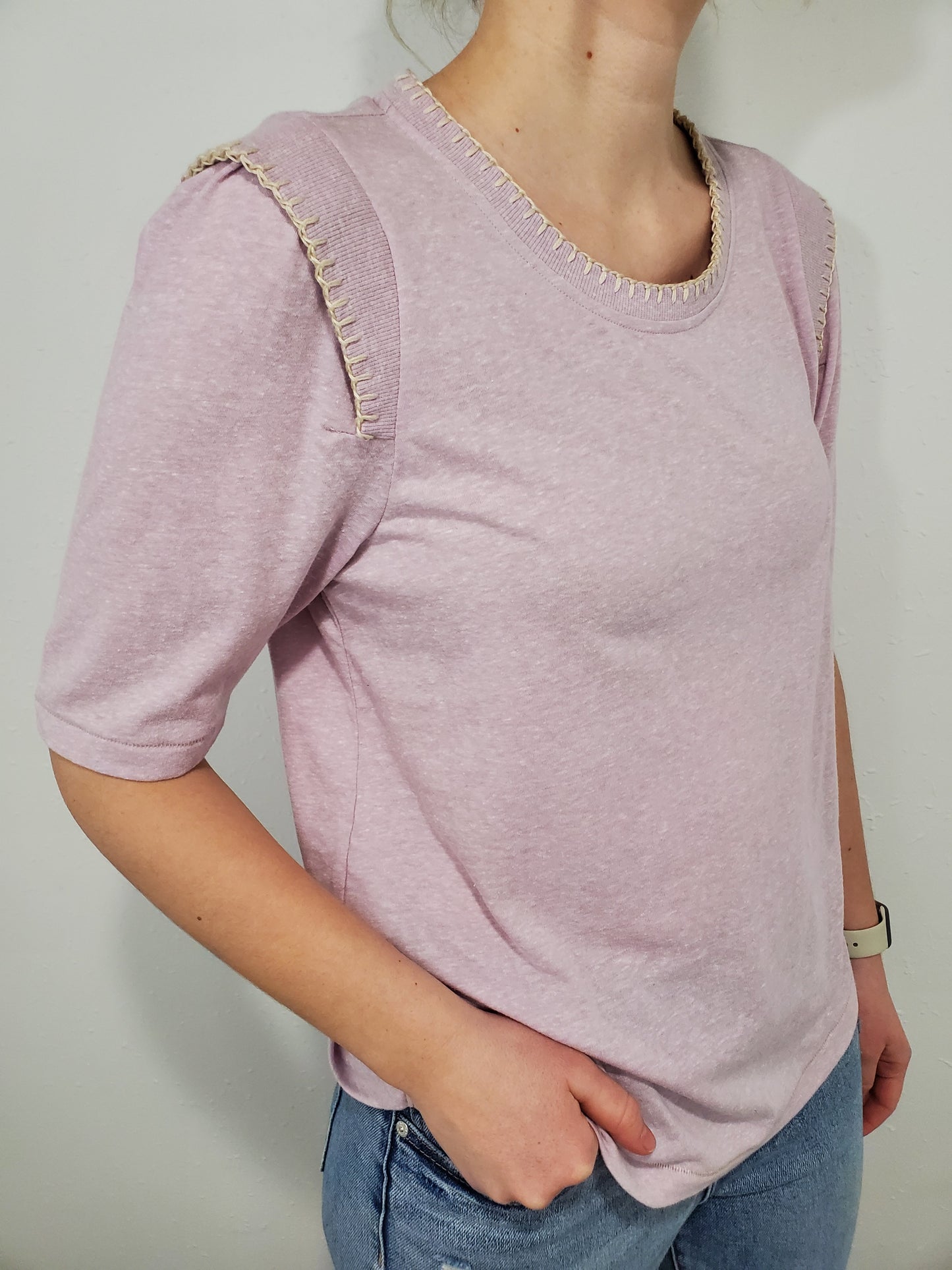 SWEET SERENITY CONTRAST STITCH TOP - LAVENDER