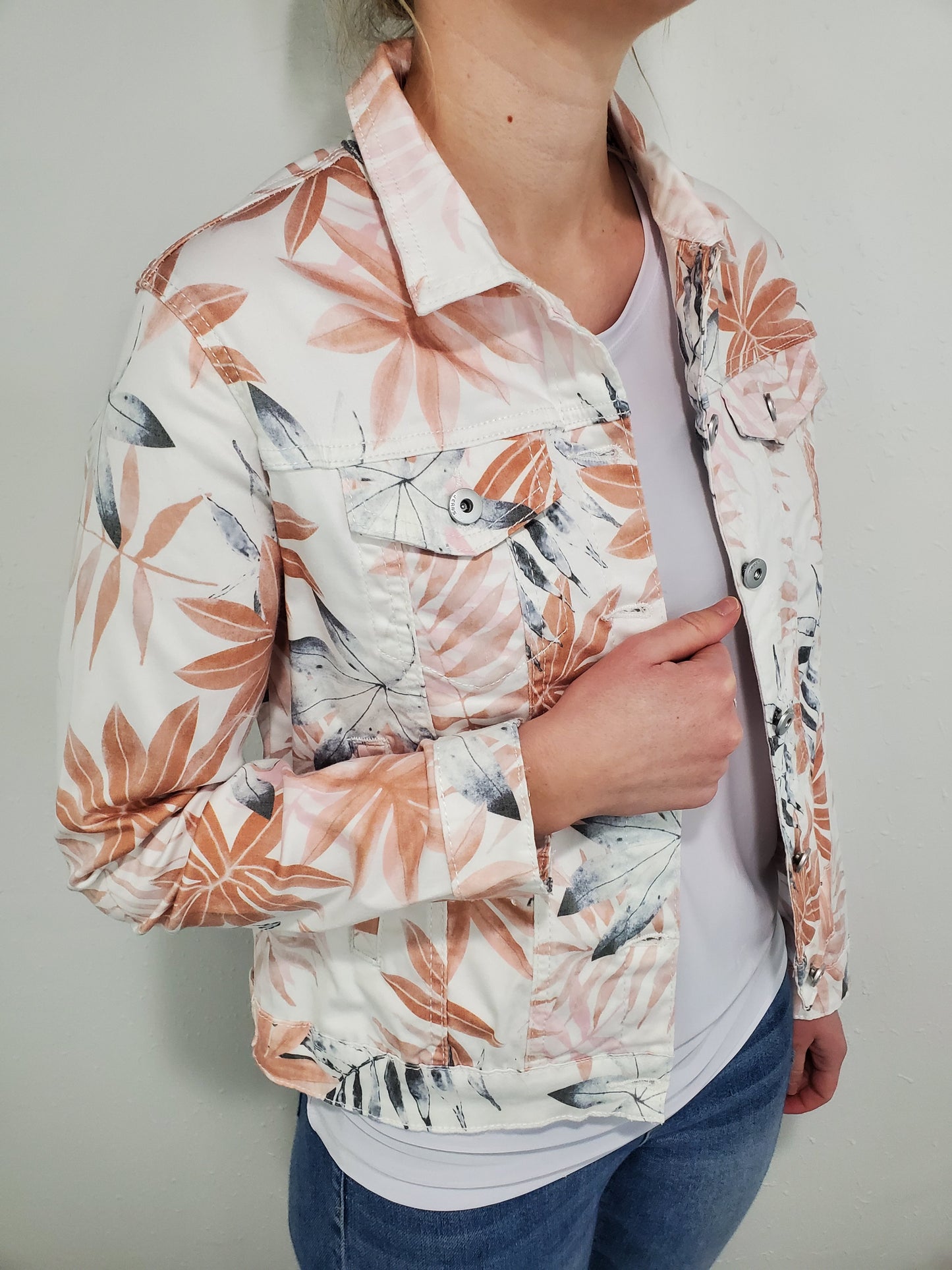SPRING IS IN THE AIR JACKET - WHITE MULTI