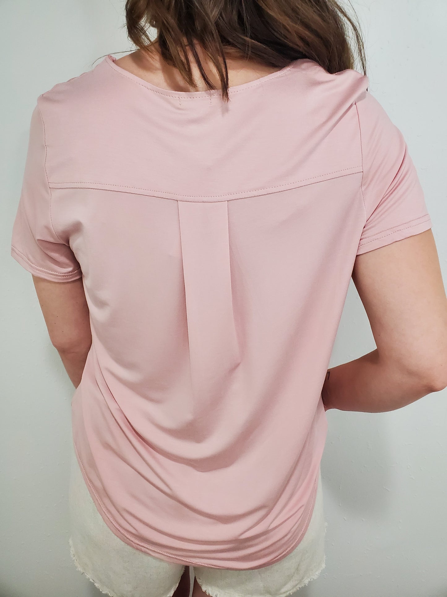 ERIN PLEAT BACK TEE - DUSTY ROSE