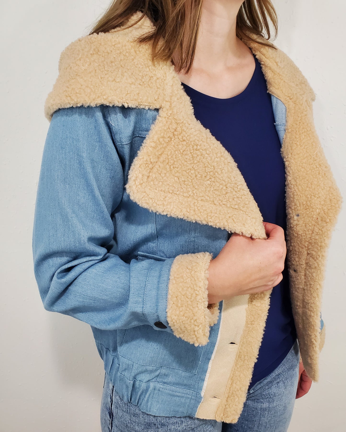 FAUX FUR TRIM JACKET - BLUE COMBO