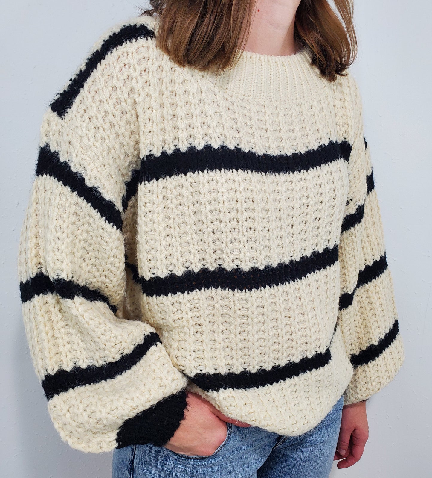 MOCK NECK STRIPED SWEATER - IVORY/BLACK