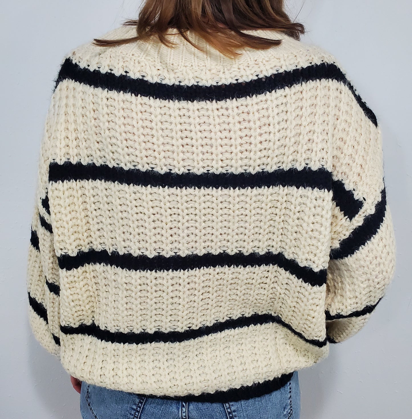 MOCK NECK STRIPED SWEATER - IVORY/BLACK