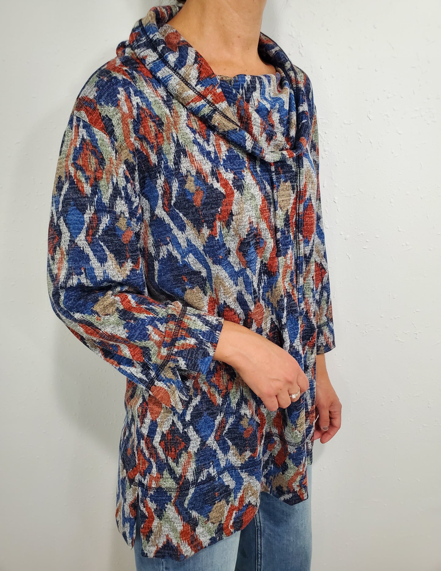 DYAMOND COWL TOP - BLUE/RUST