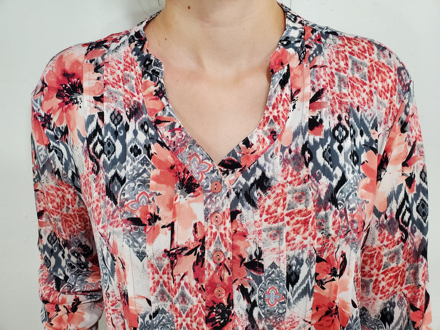 FLORAL GEO PRINT TOP - ROSE/GREY