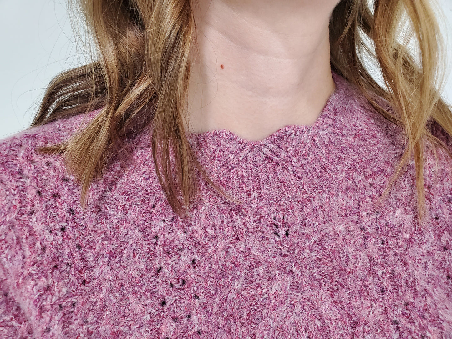 SCALLOP EDGE SWEATER - HEATHER BERRY