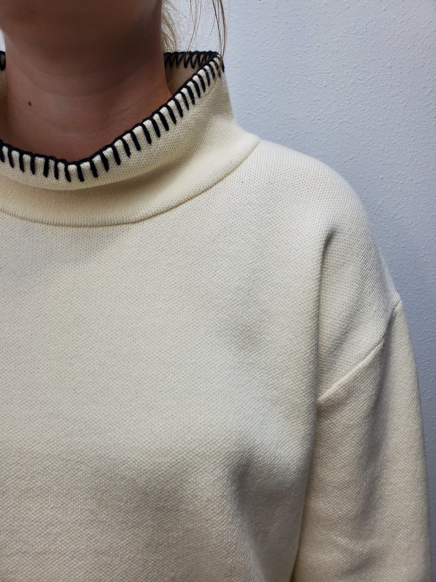 WHIPSTITCH MOCK SWEATER - WINTER WHITE