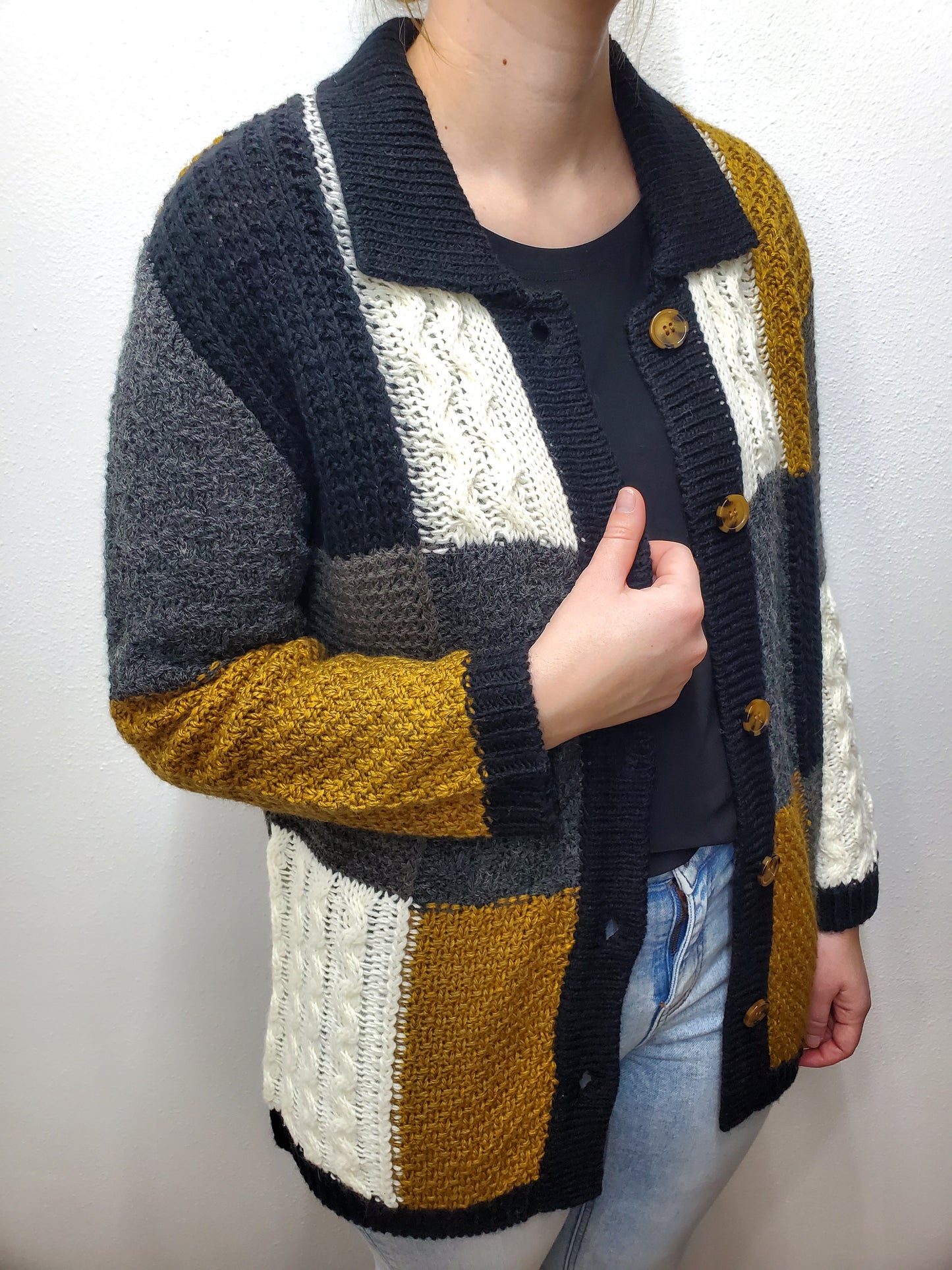 PATCHWORK COLORBLOCK CARDIGAN - BLACK/GREY/GOLD/IVORY