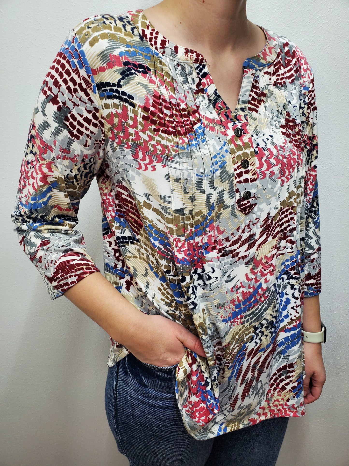 GATHER AROUND PRINTED TOP - RED BLUE MULTI