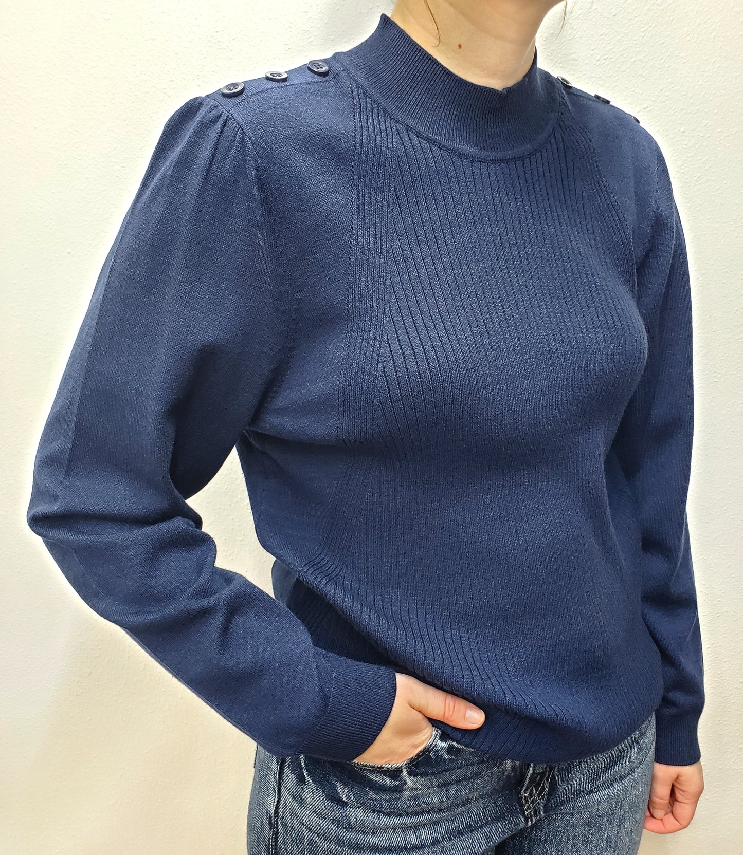 STORYTELLER SWEATER - NAVY