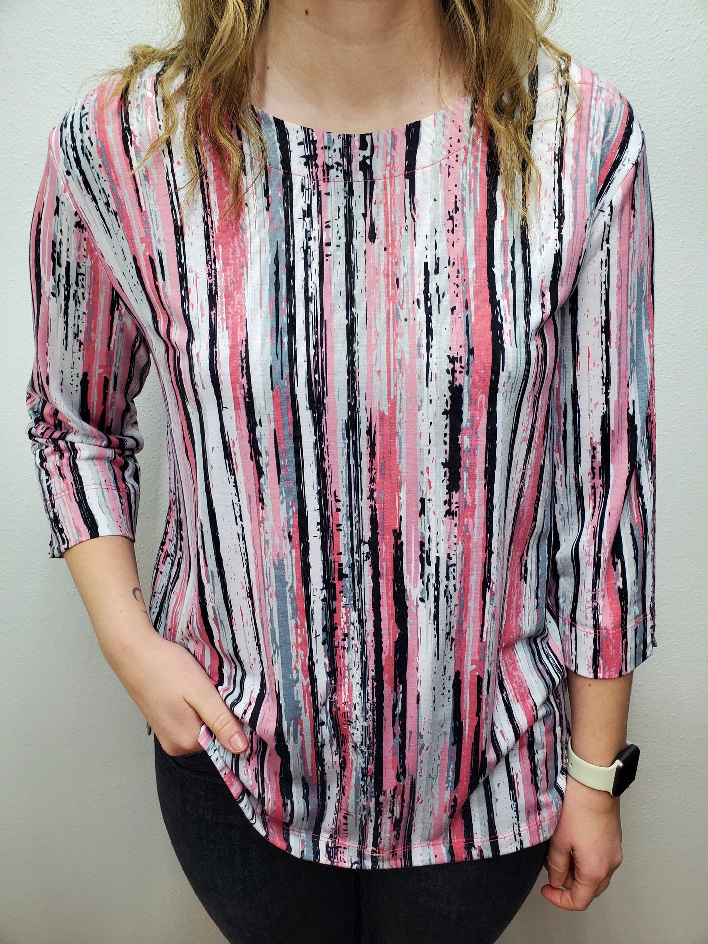 OPEN MINDED STRIPED TOP - PINK/BLACK