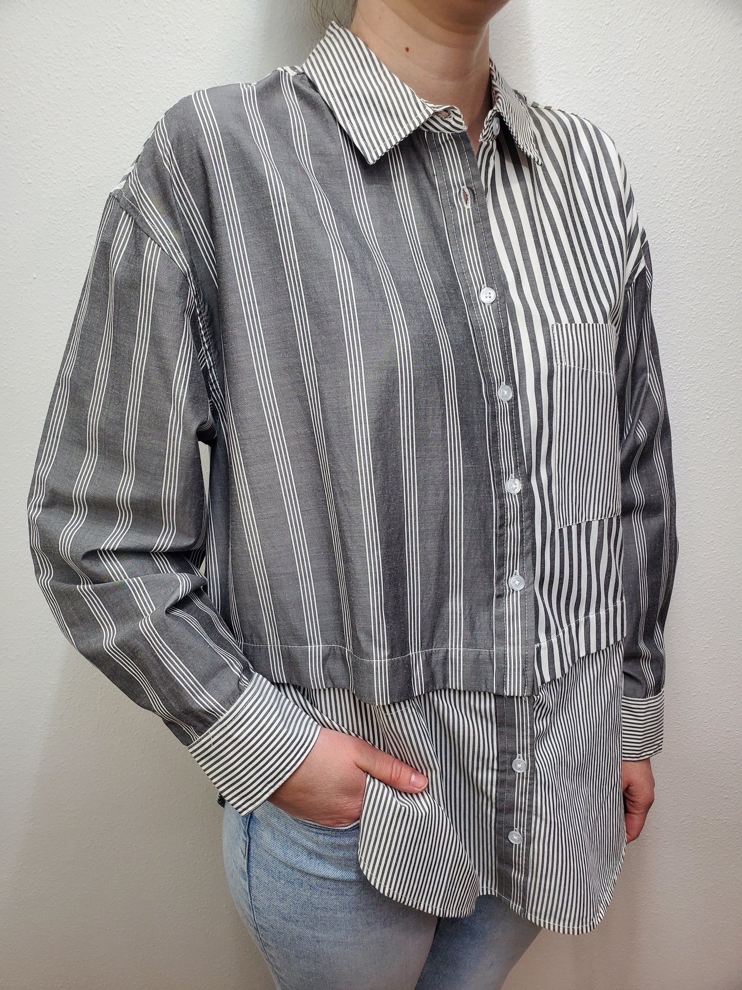 MADISON 2 IN 1 BLOUSE - GREY/WHITE