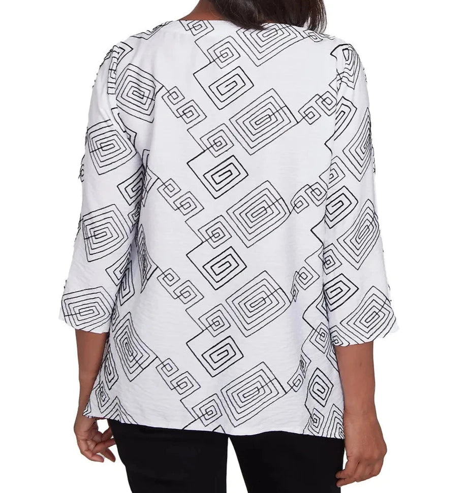 WILD AT HEART GEOMETRIC TOP - BLACK/WHITE