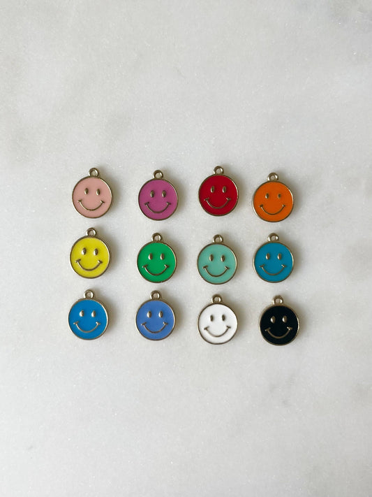 SMALL HAPPY FACE CHARM