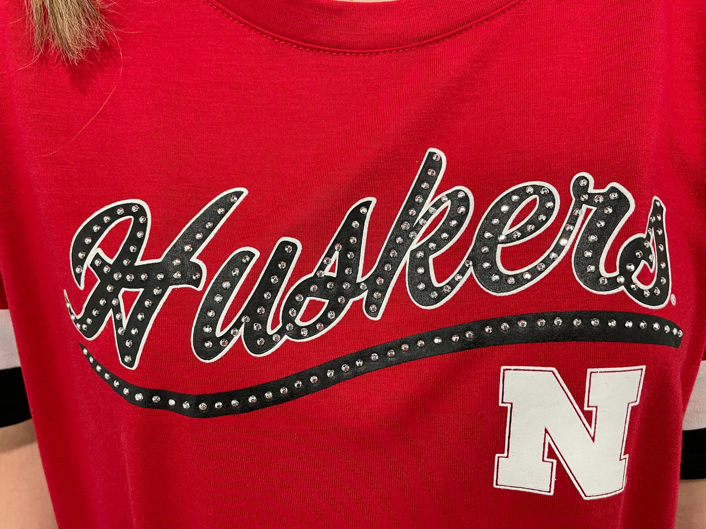 NEBRASKA DIAMOND CROPPED TEE - RED/BLACK/WHITE