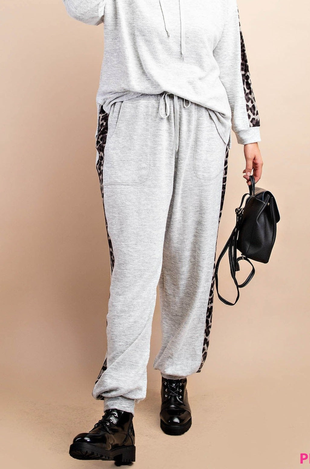 ANIMAL PRINT JOGGER SWEATPANT - HEATHER GREY