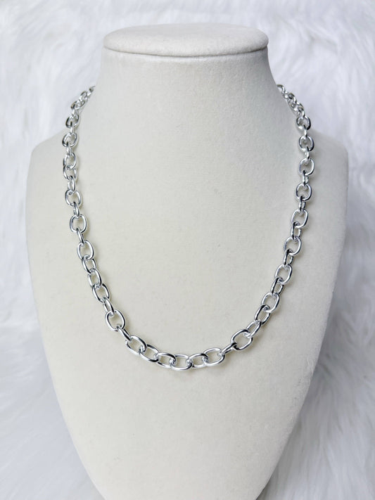 SILVER CHUNKY OVAL CHAIN