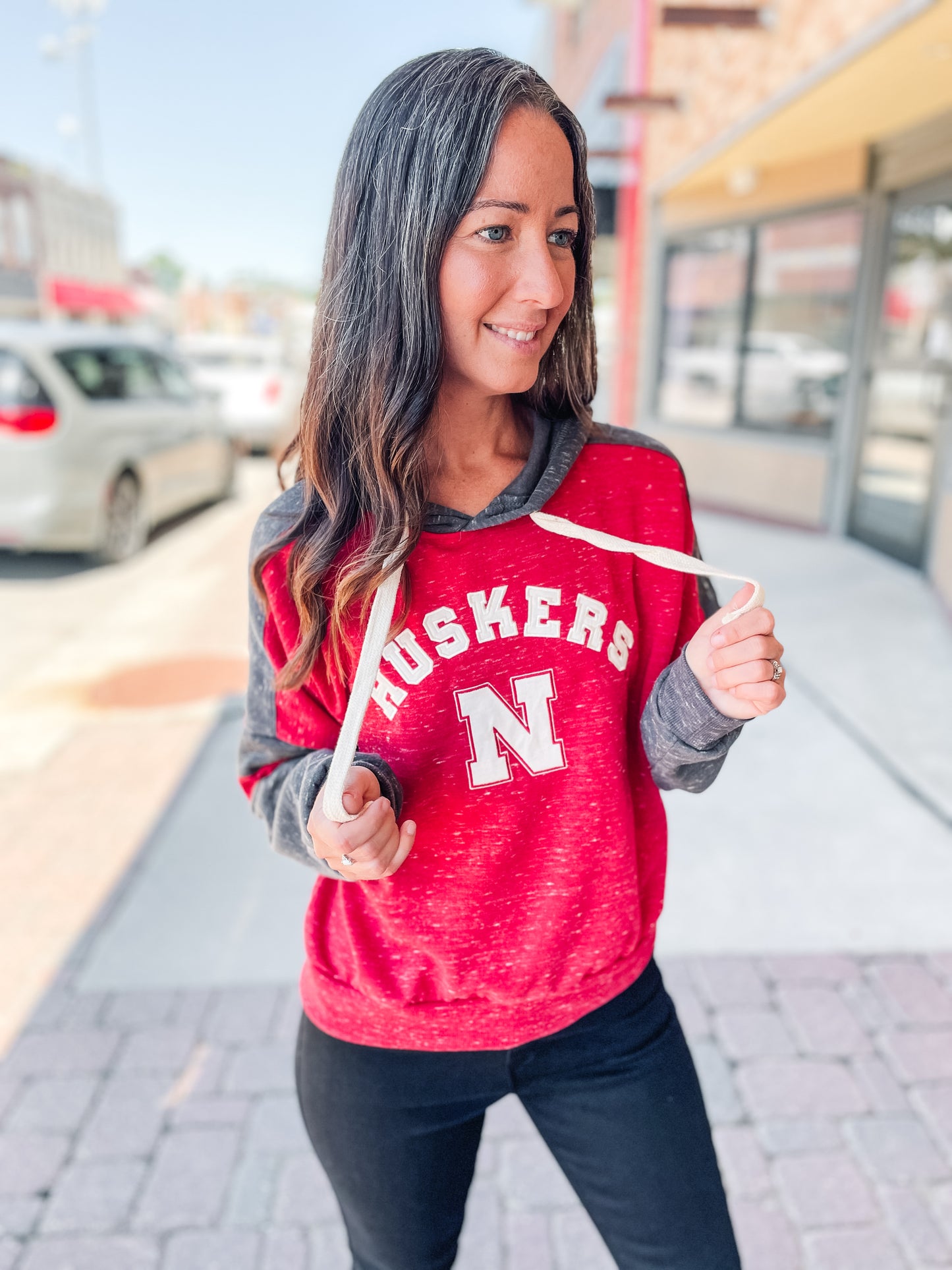 NEBRASKA SPECKLE HOODIE - GREY/RED