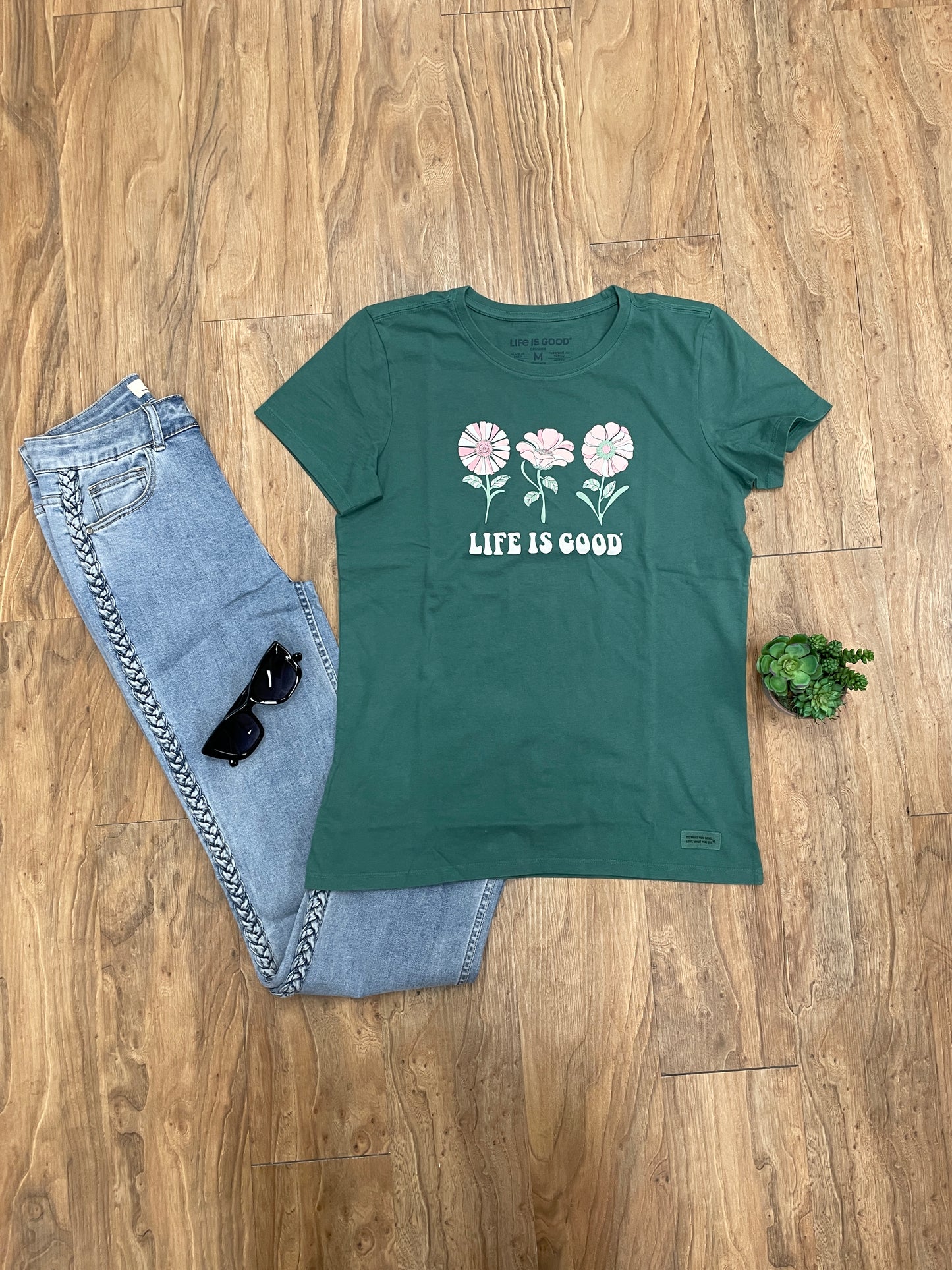 LIFE IS GOOD GROOVY FLOWERS TEE - SPRUCE GREEN