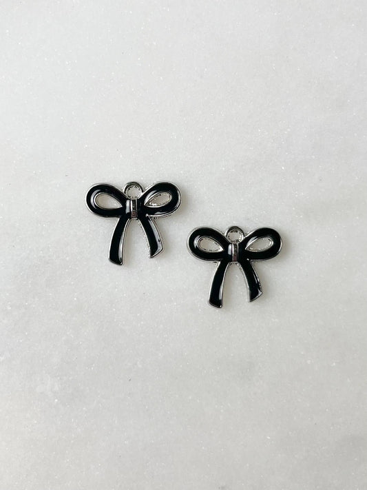 BOW SILVER BLACK CHARM