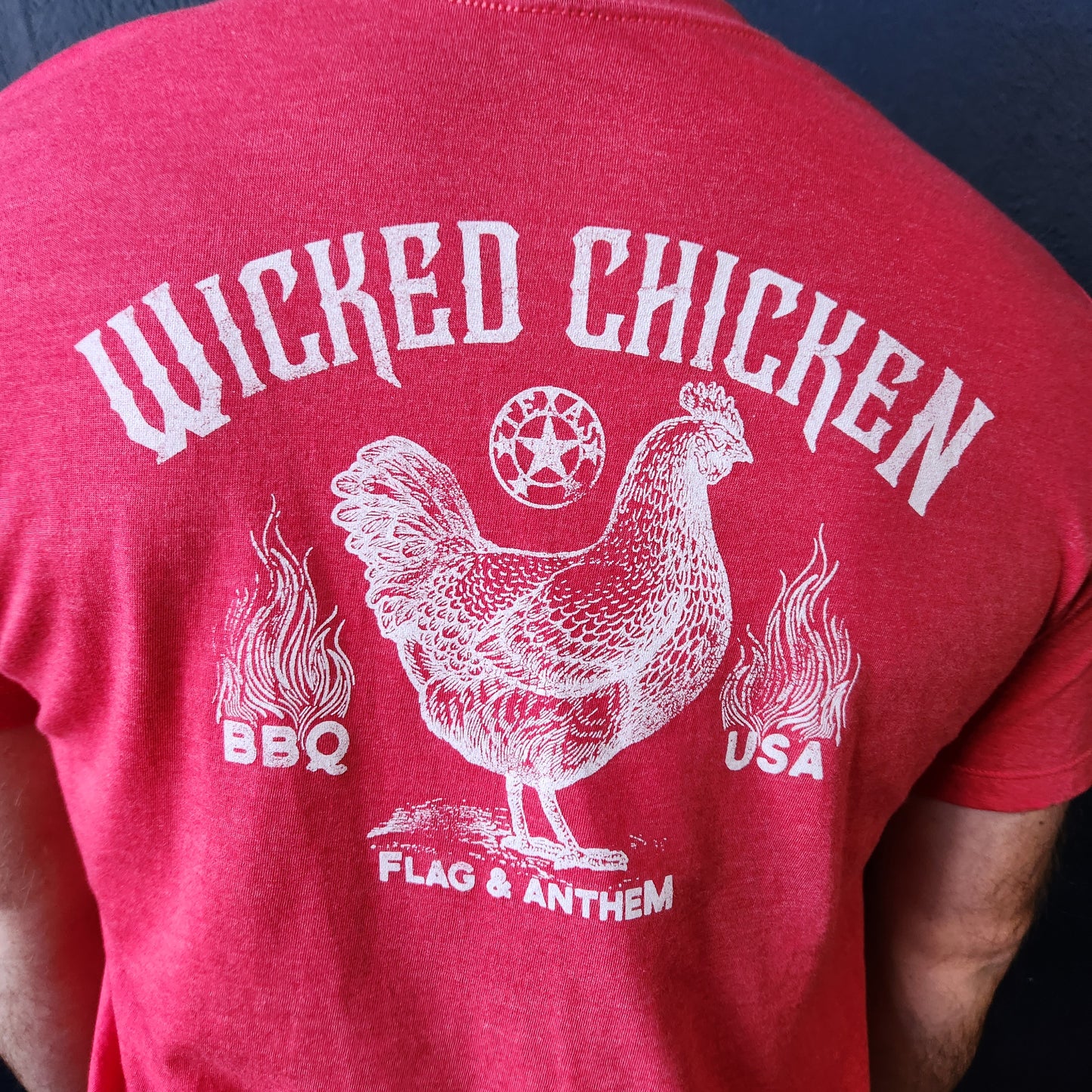 FLAG & ANTHEM WICKED CHICKEN GRAPHIC TEE - RED