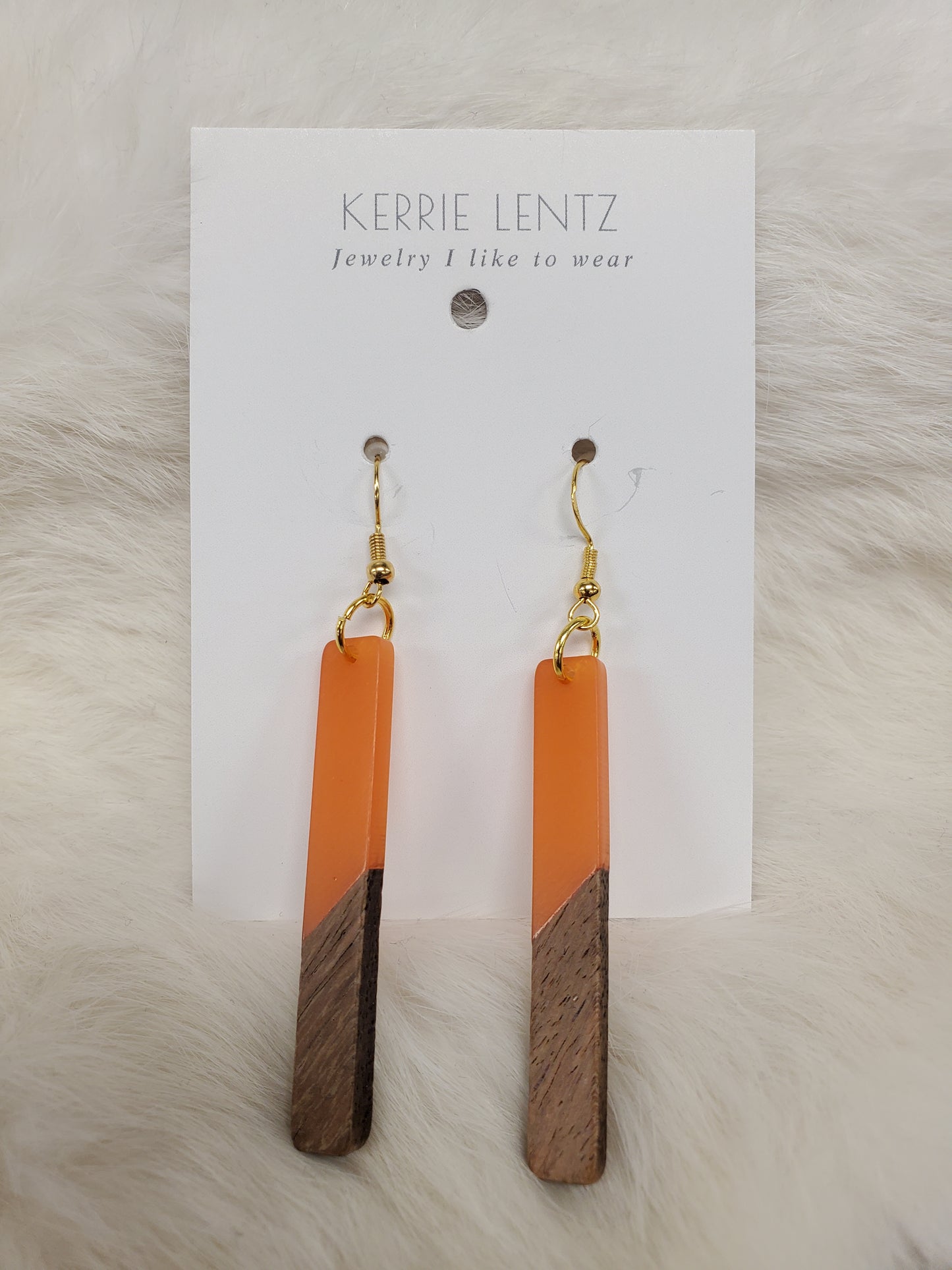KERRIE LENTZ 2-TONE BAR EARRING